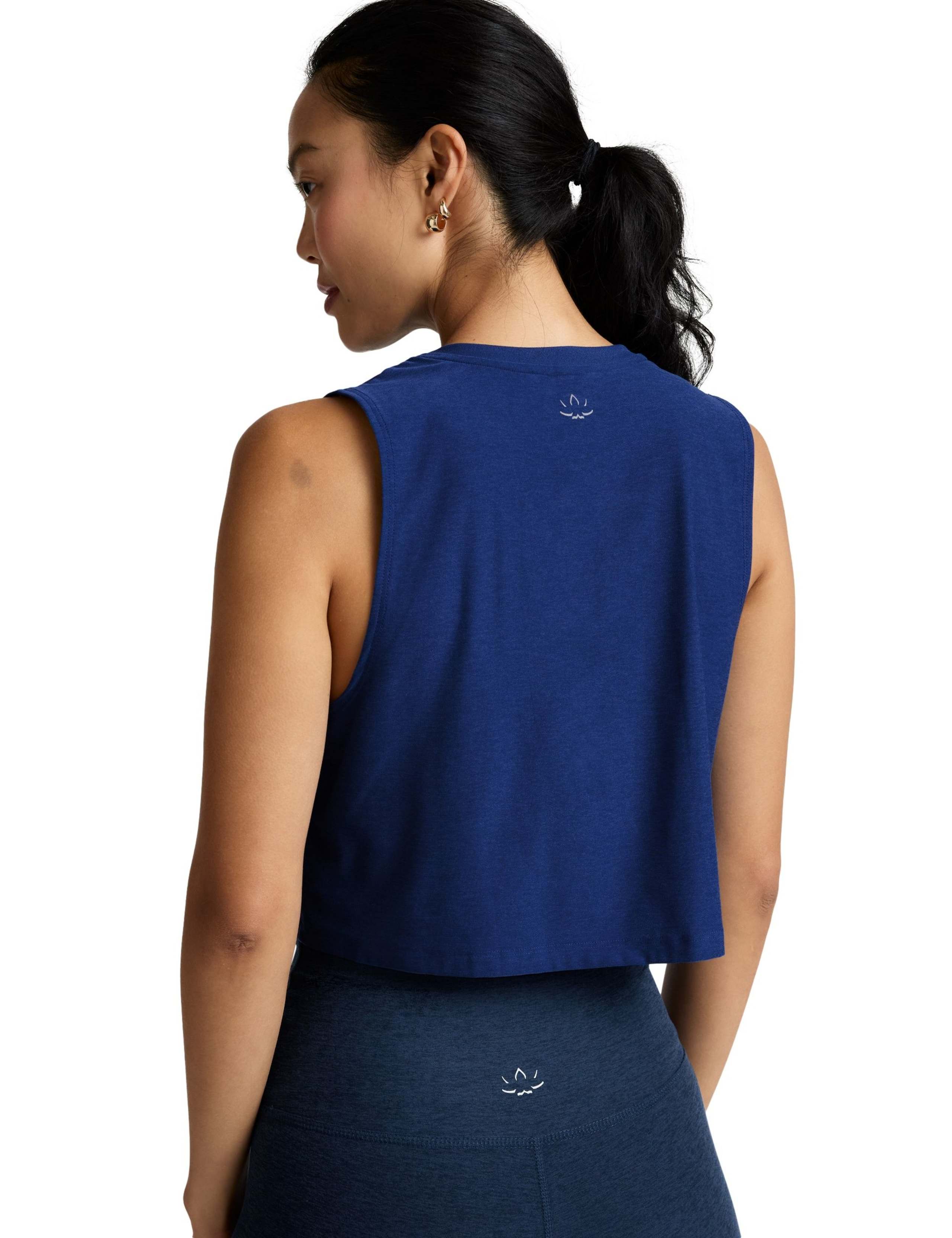 Featherweight Relaxed Crop Vest Top 2 of 3