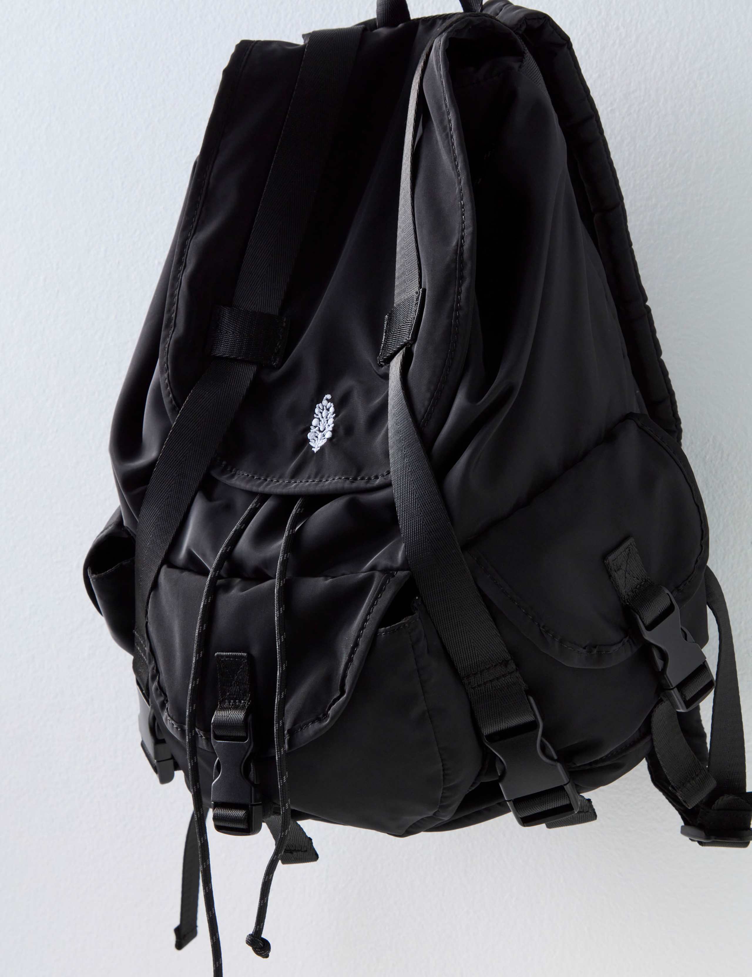 The Adventurer Backpack 2 of 4