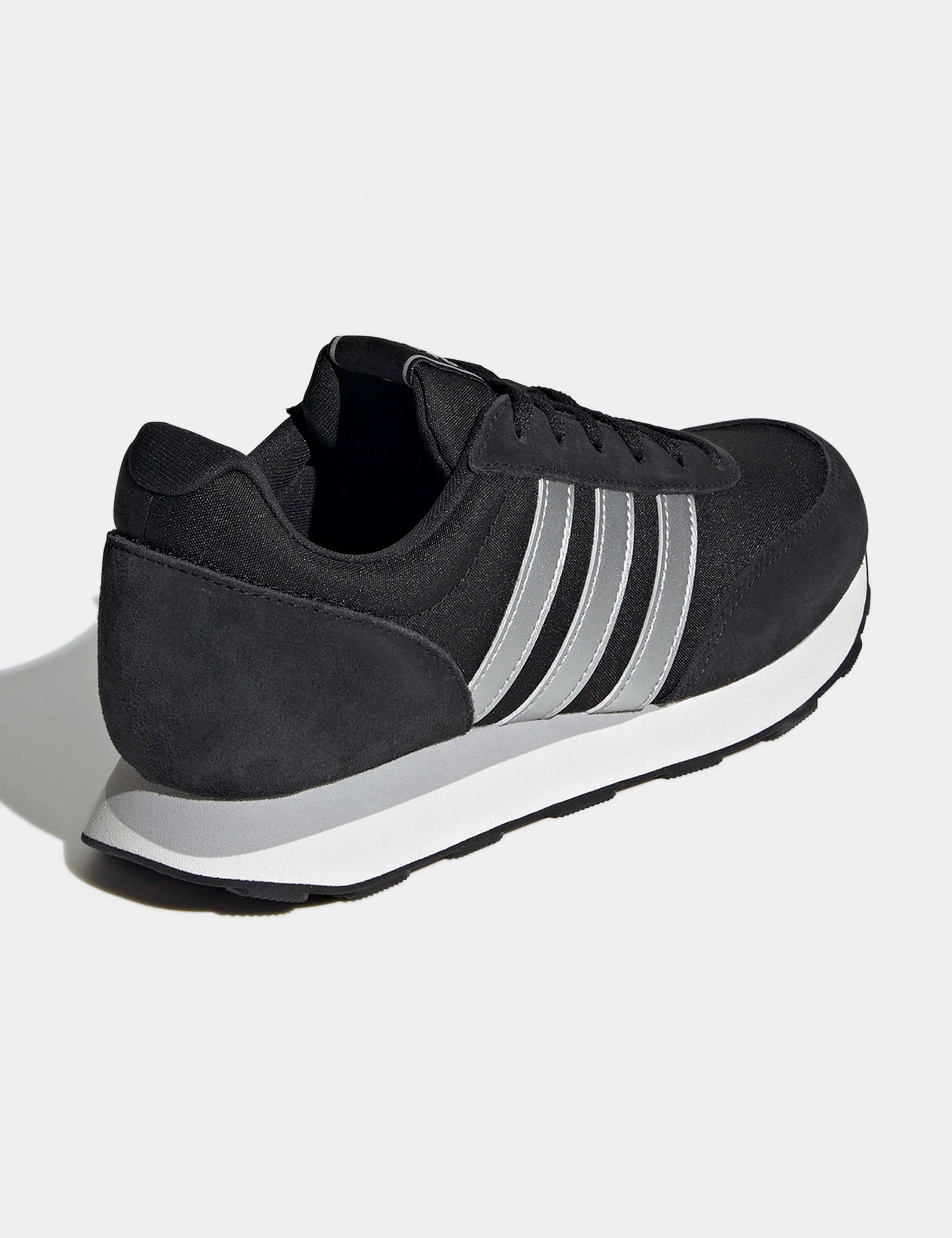 Run 60s 3.0 Trainers 3 of 6