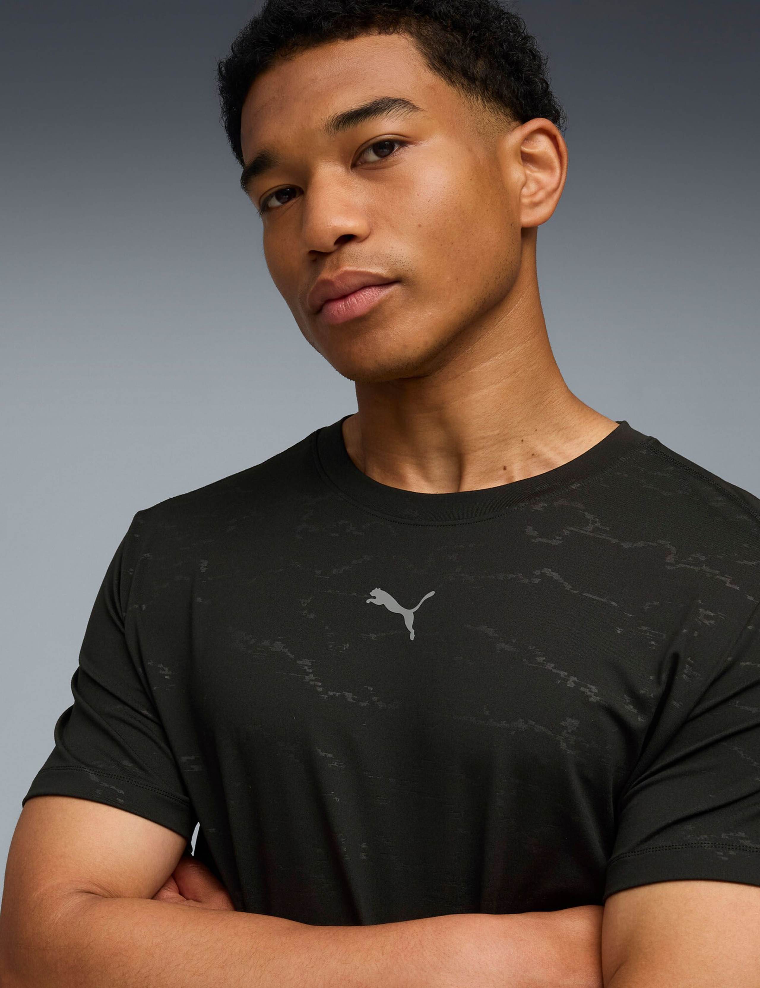 Cloudspun Emboss Crew Neck Training T-Shirt 5 of 6