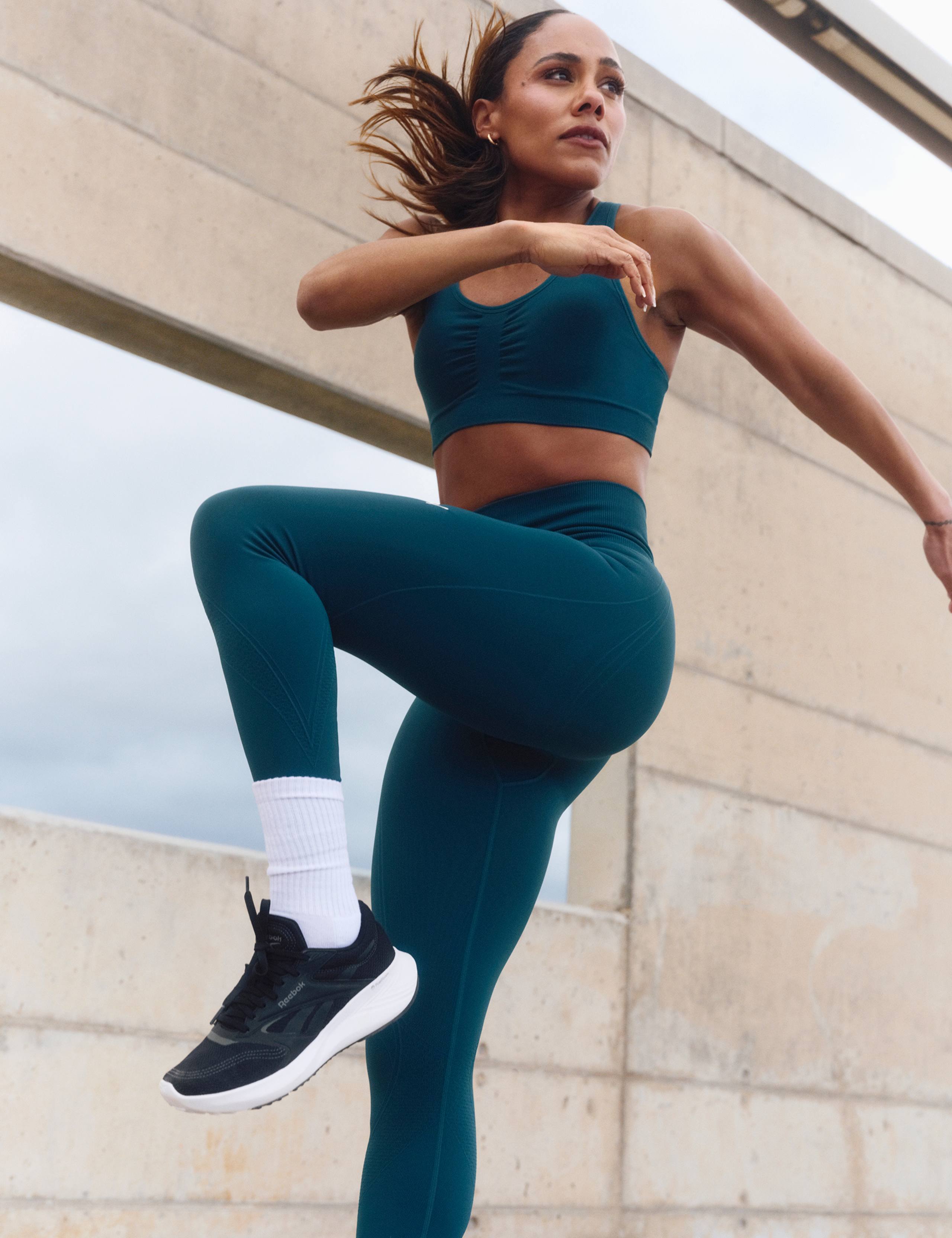 4Keeps Shapeluxe Seamless Sports Bra 4 of 7