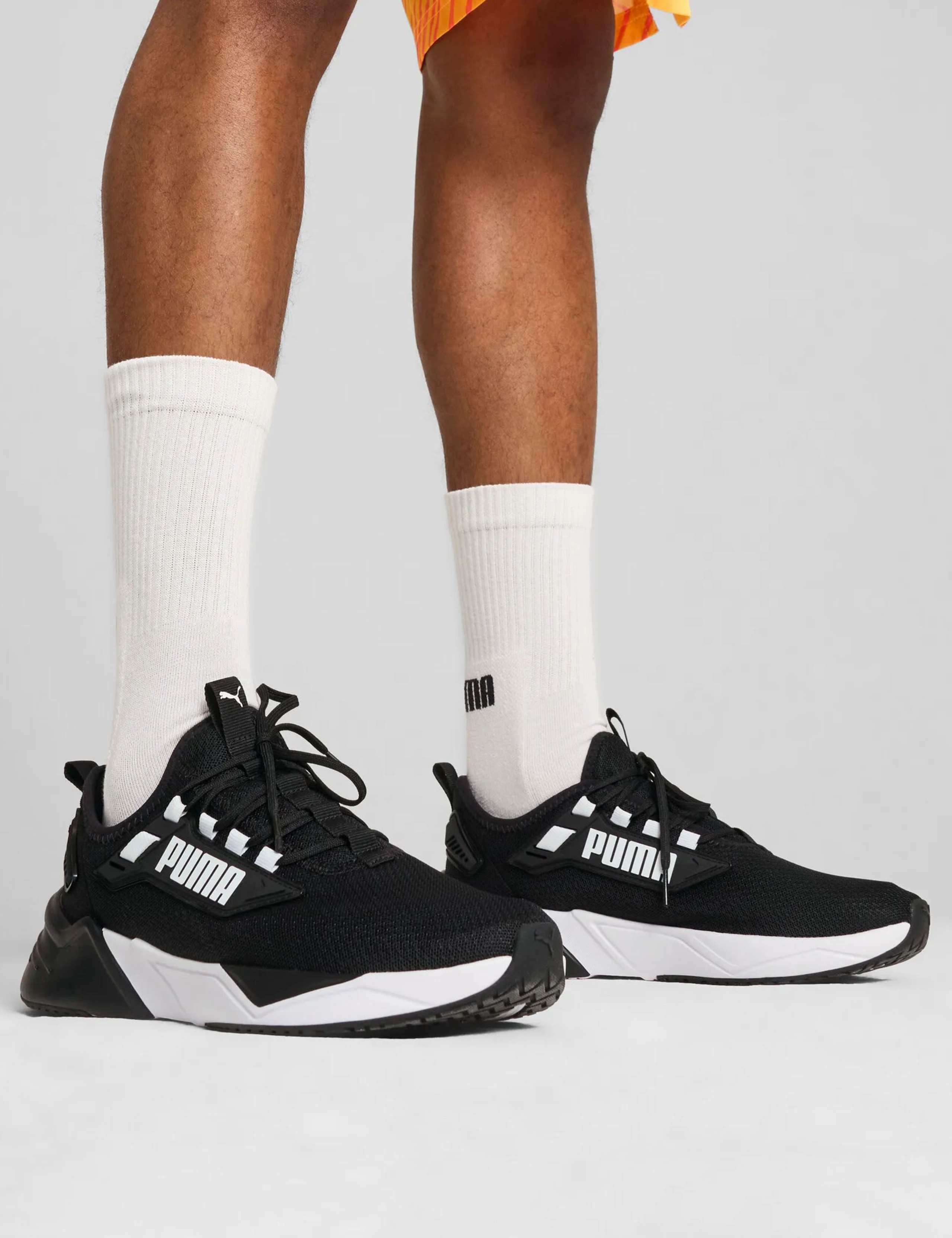 Retaliate 3 Trainers 2 of 8