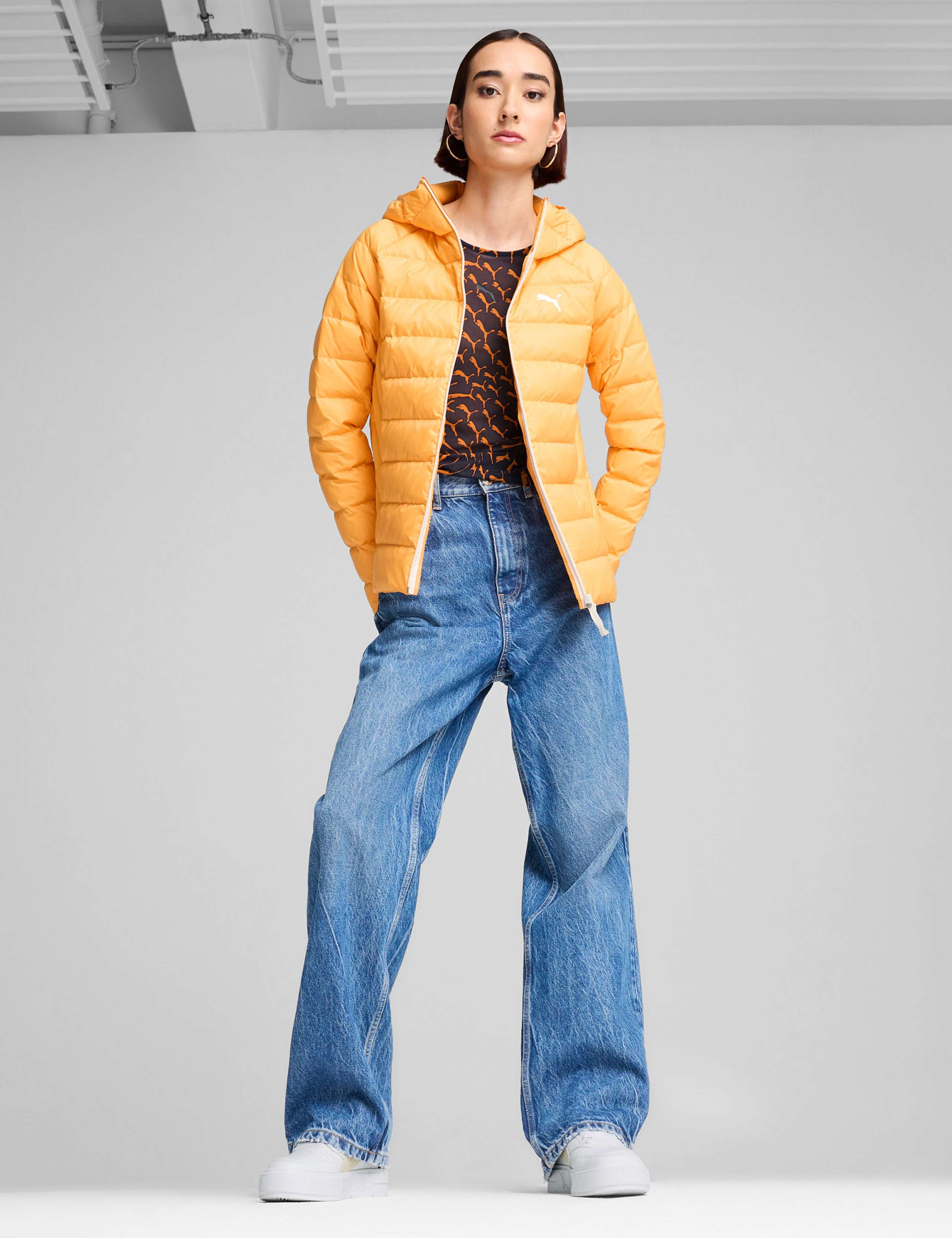 Cali Court Leather Trainers 2 of 8