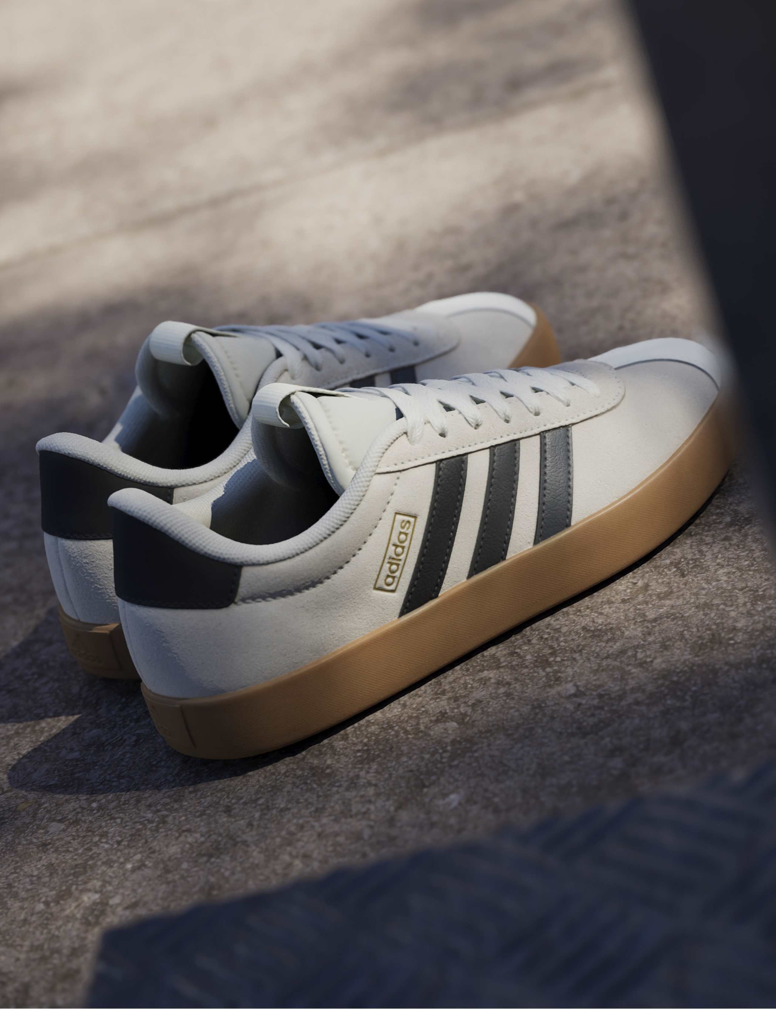 VL Court 3.0 Shoes 10 of 13