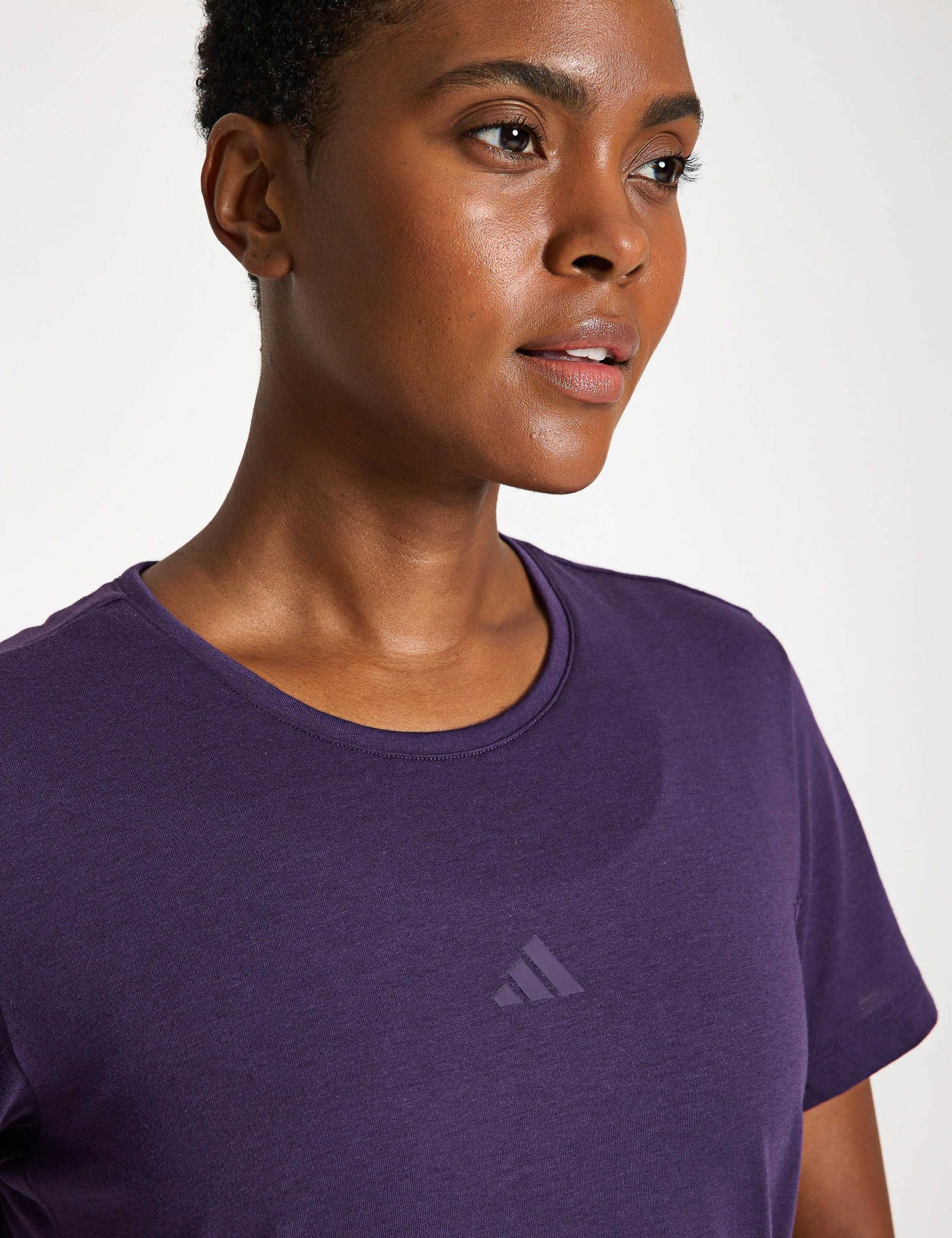 Yoga Essentials Round Neck T-Shirt 4 of 4