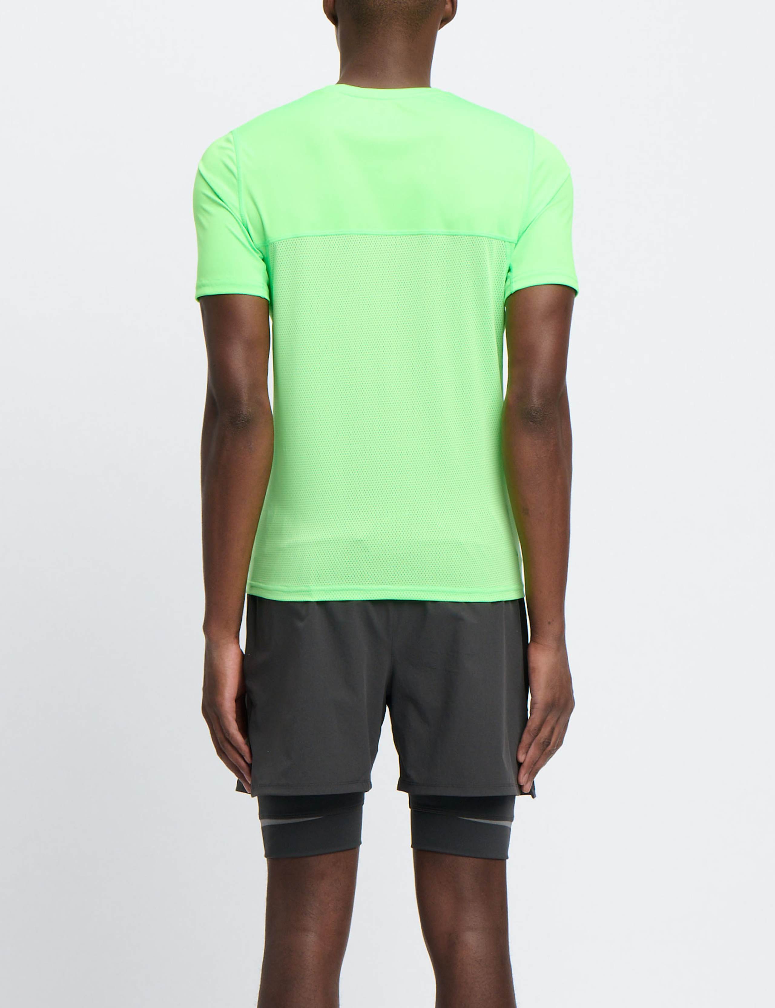 Running Speedwick Crew Neck Sports T-Shirt 3 of 4