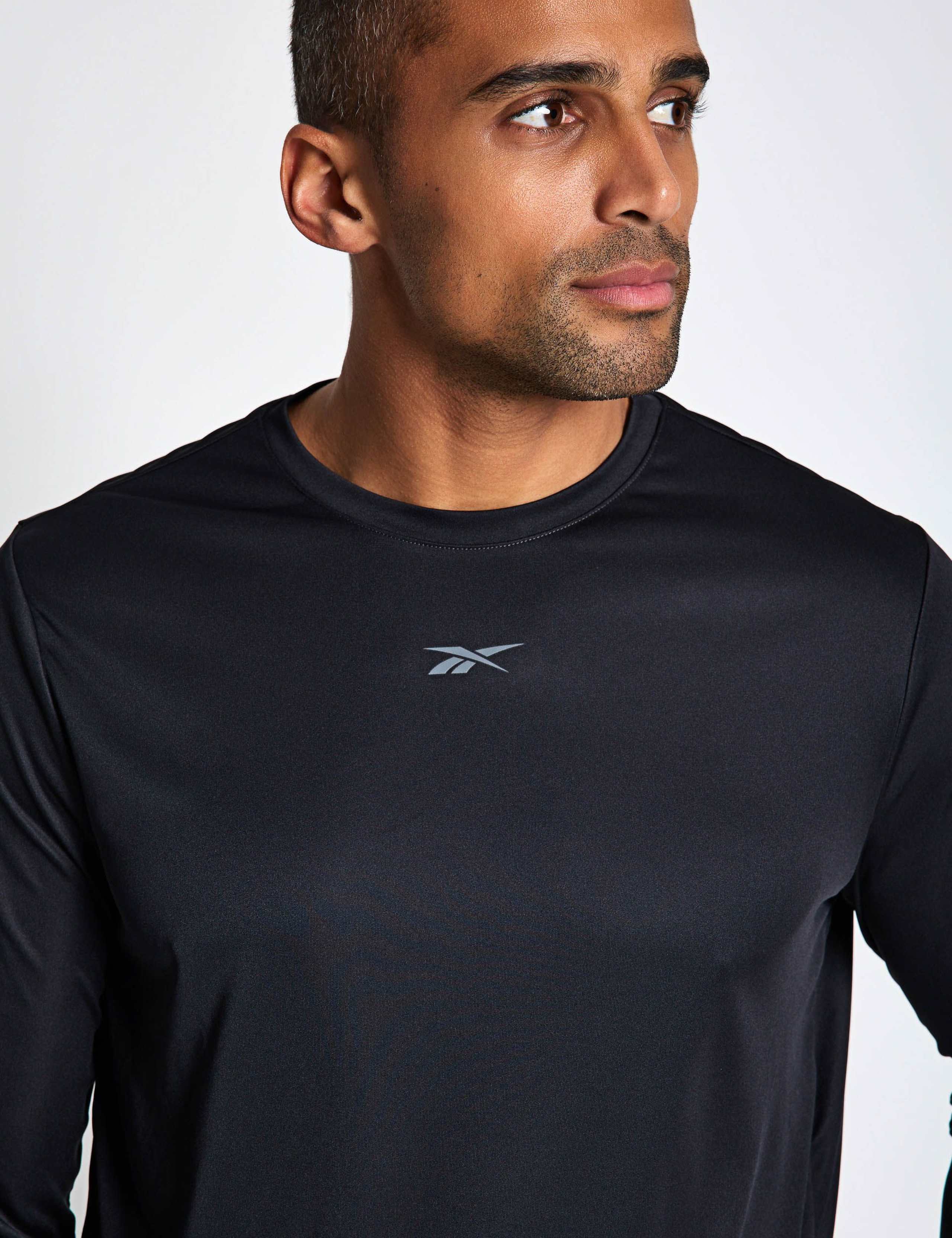 Training Long Sleeve Tech T-Shirt 4 of 4