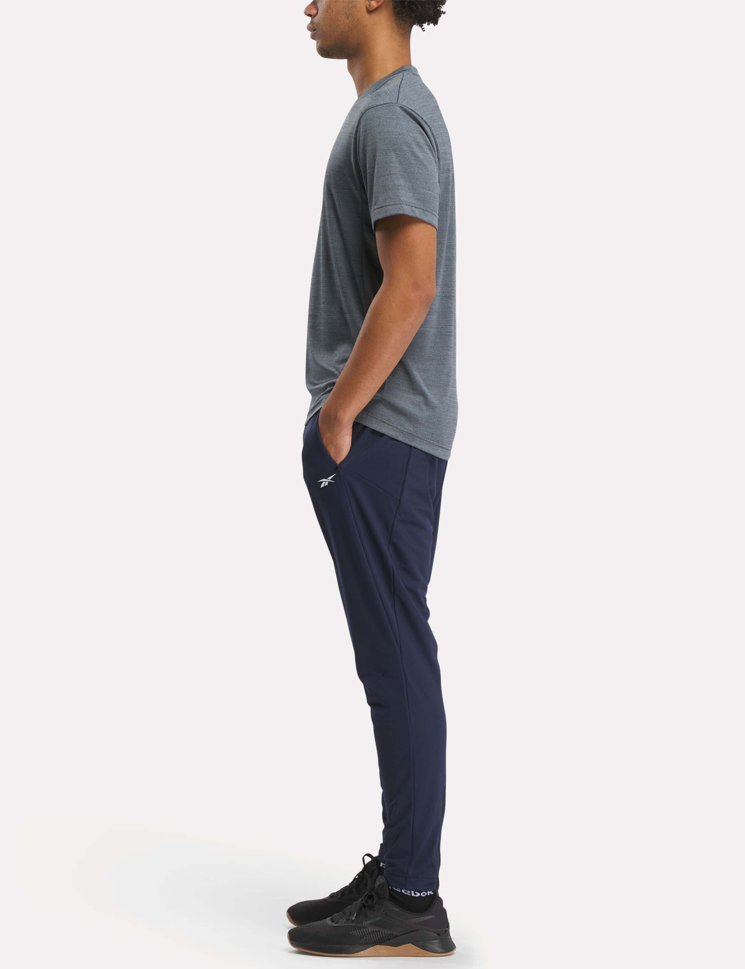 Training Drawstring Joggers 3 of 6