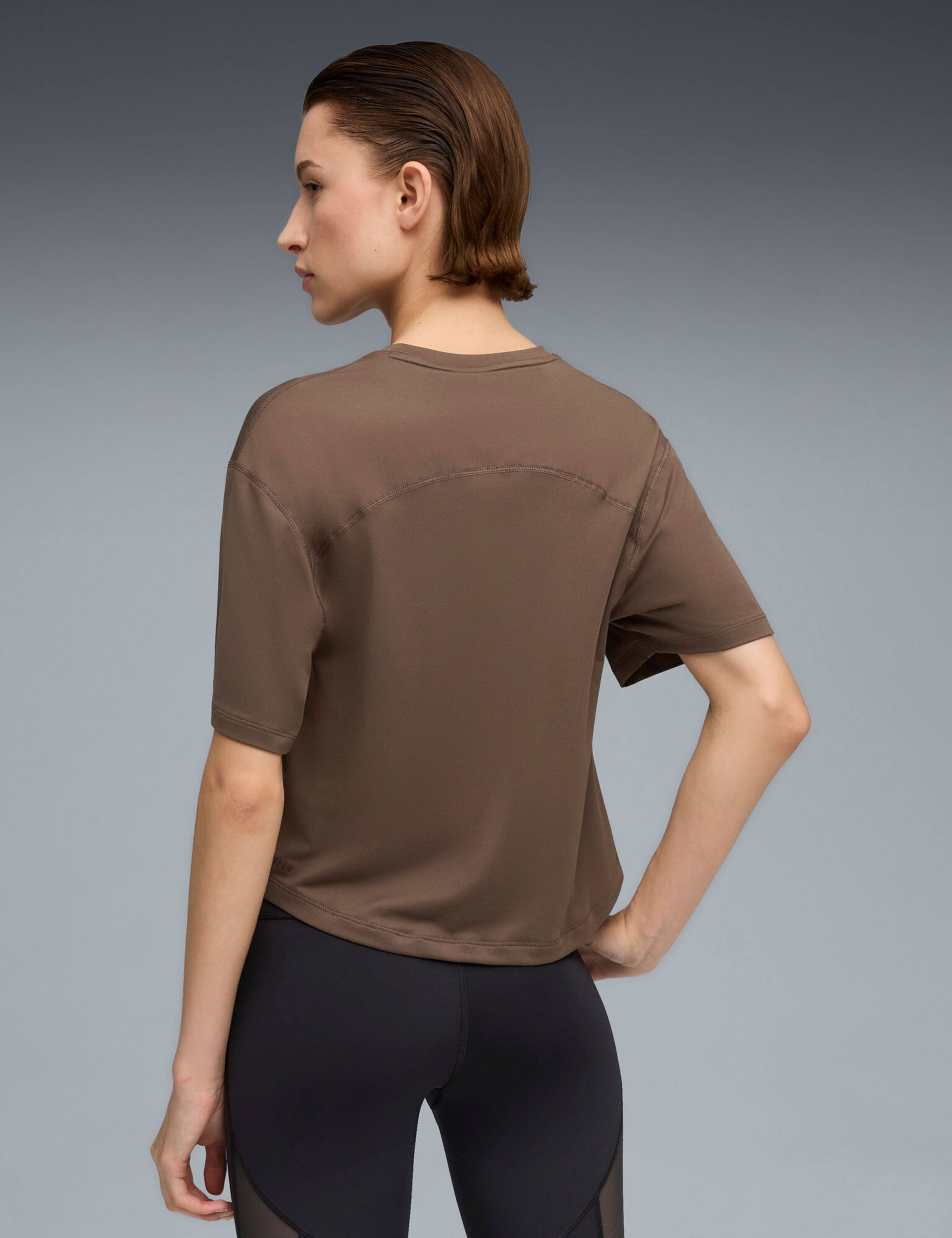 Cloudspun Relaxed Fit Training T-Shirt 2 of 3