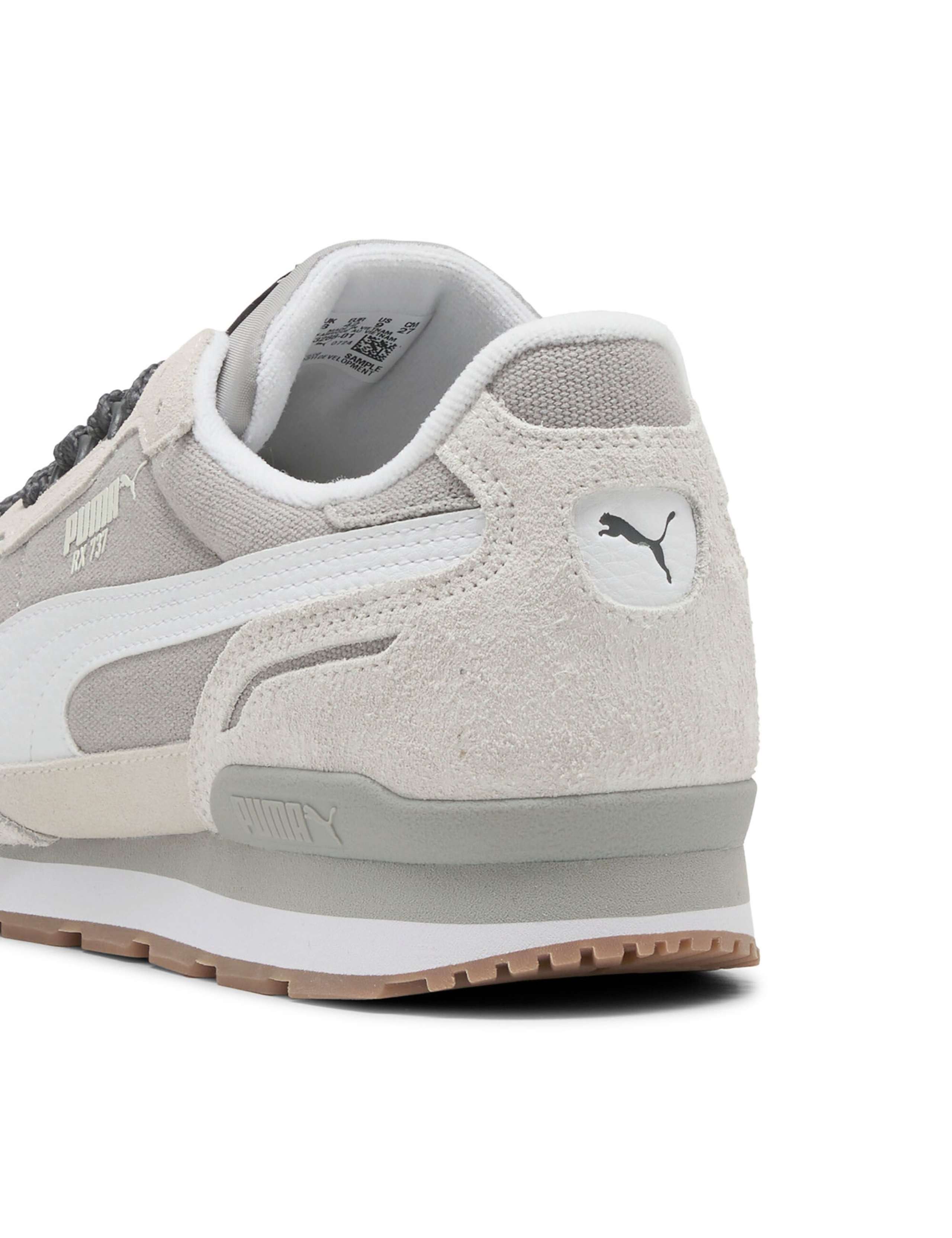 Rx 737 Trainers 6 of 6