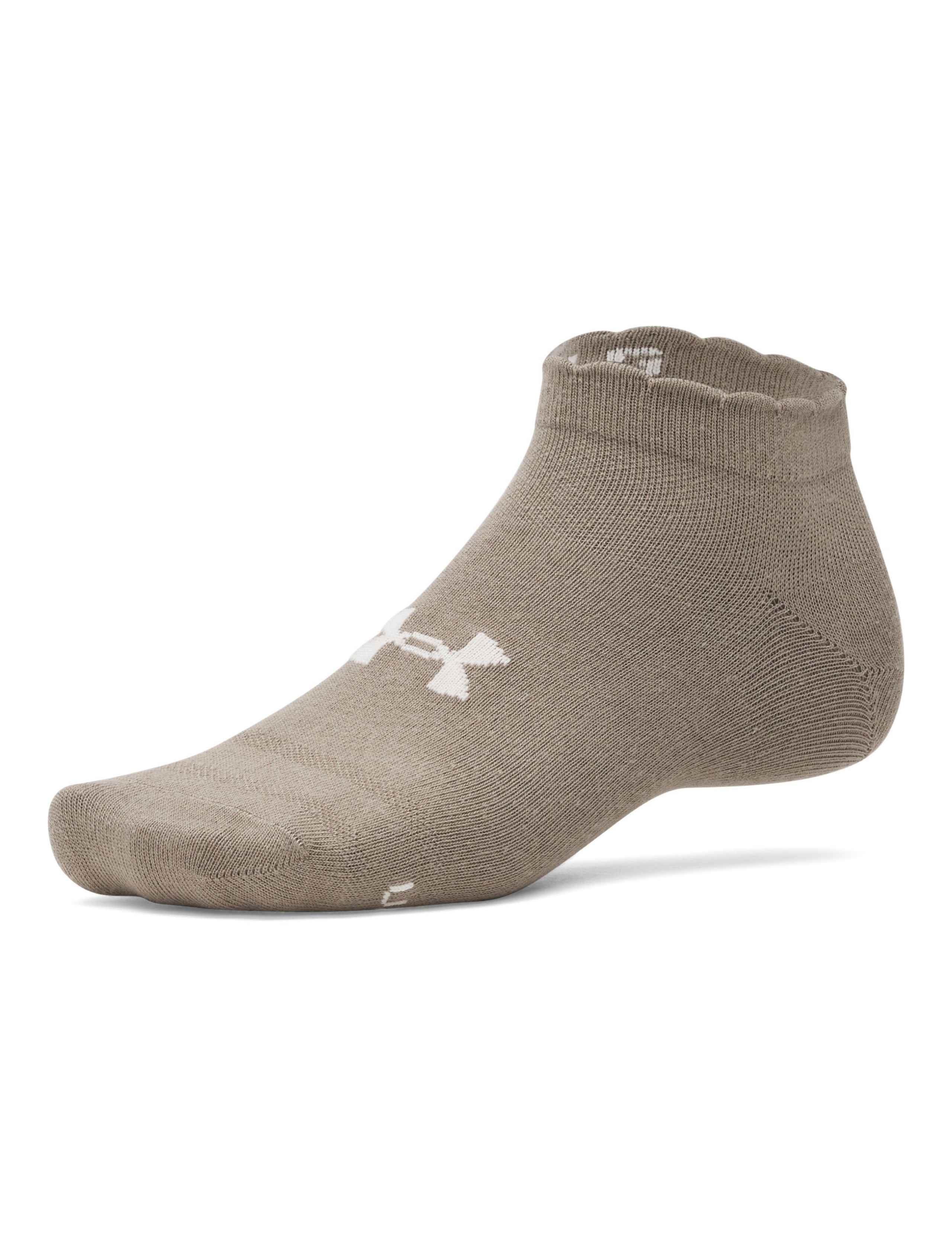 3pk Scalloped Edge Trainer Socks 2 of 3