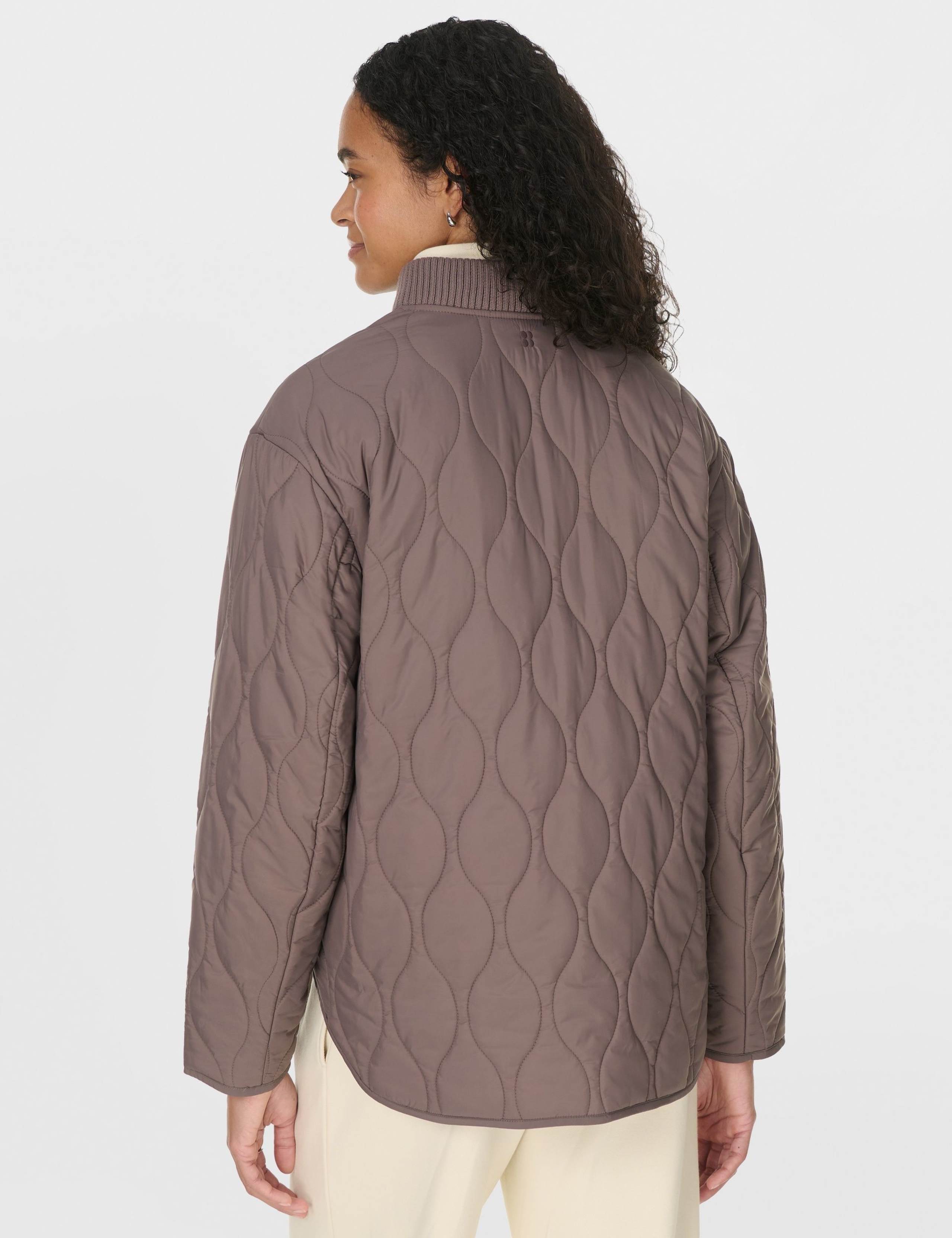 On The Move Lightweight Quilted Jacket 3 of 8