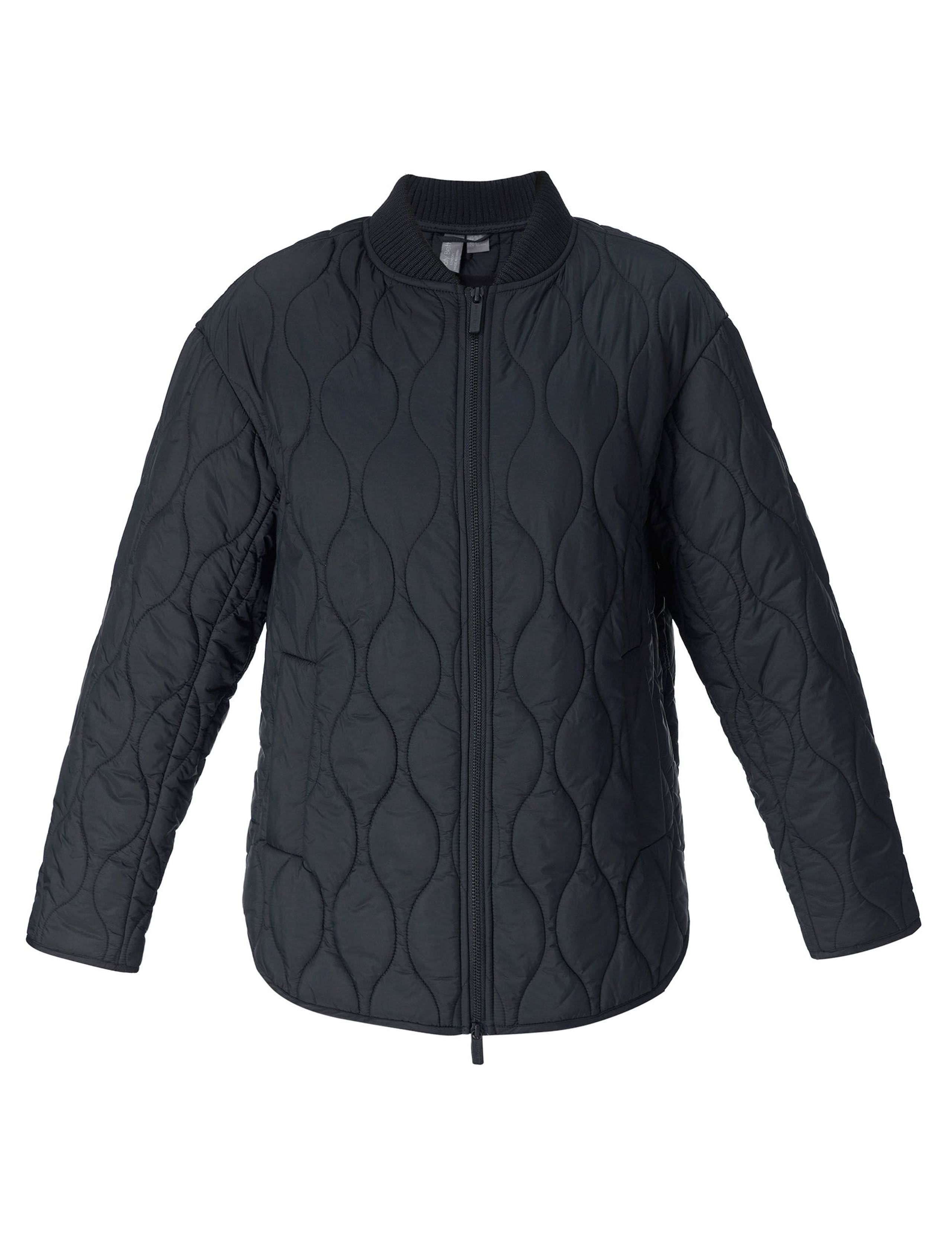 On The Move Lightweight Quilted Jacket 2 of 9