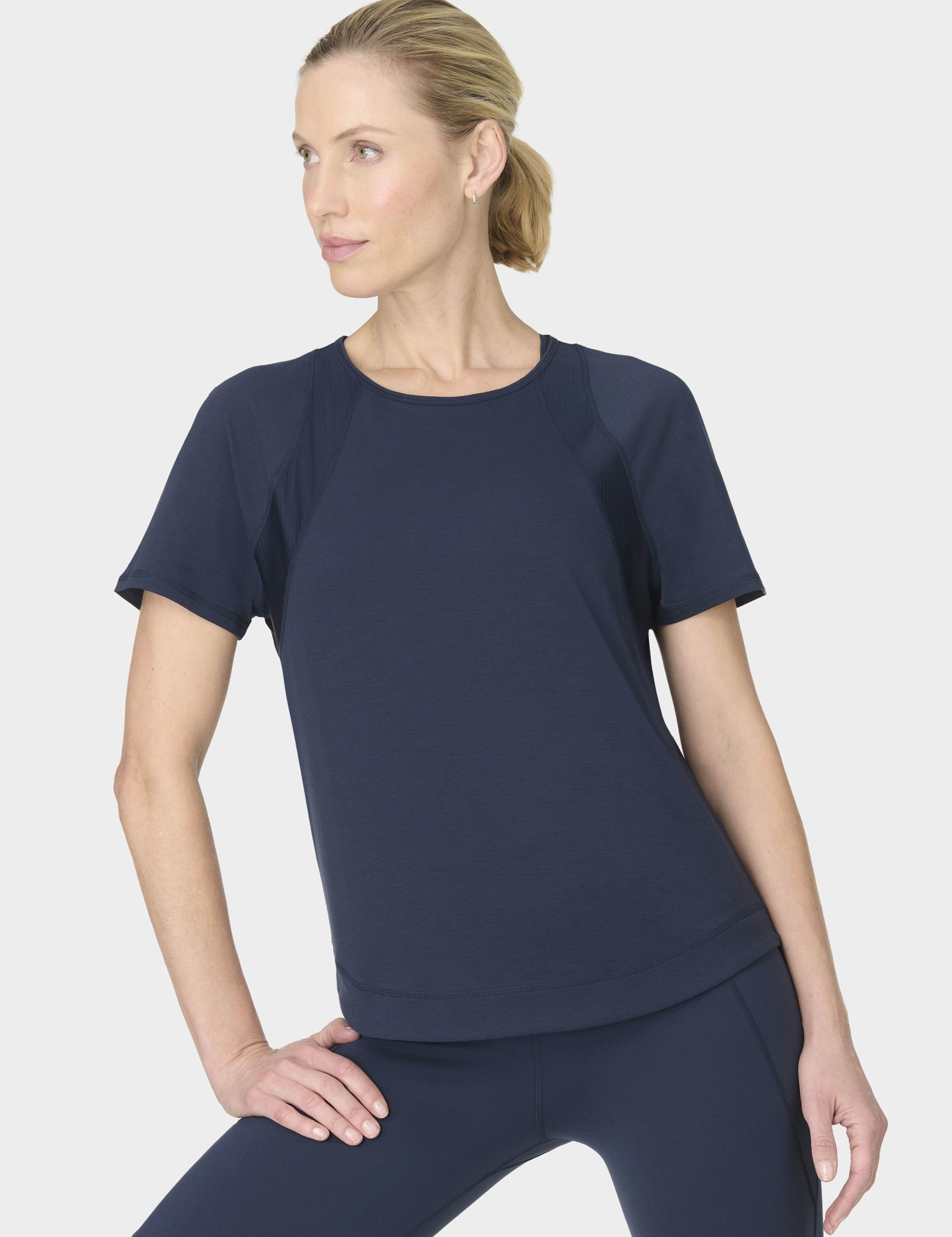 Breathe Easy Round Neck T-Shirt 3 of 7