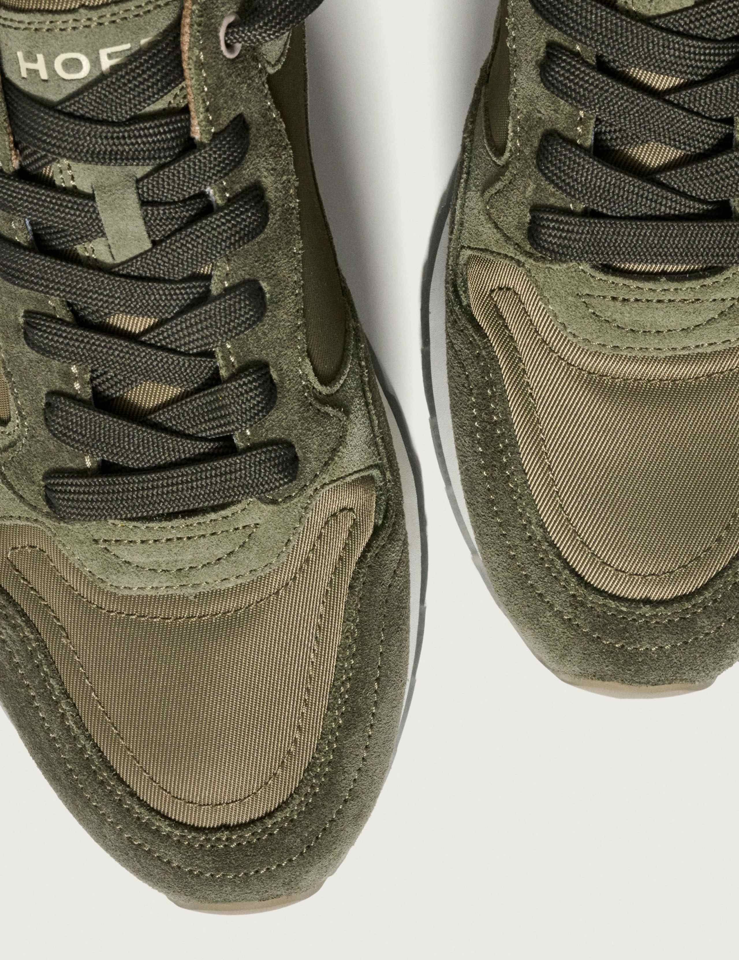 City Trainers 4 of 7
