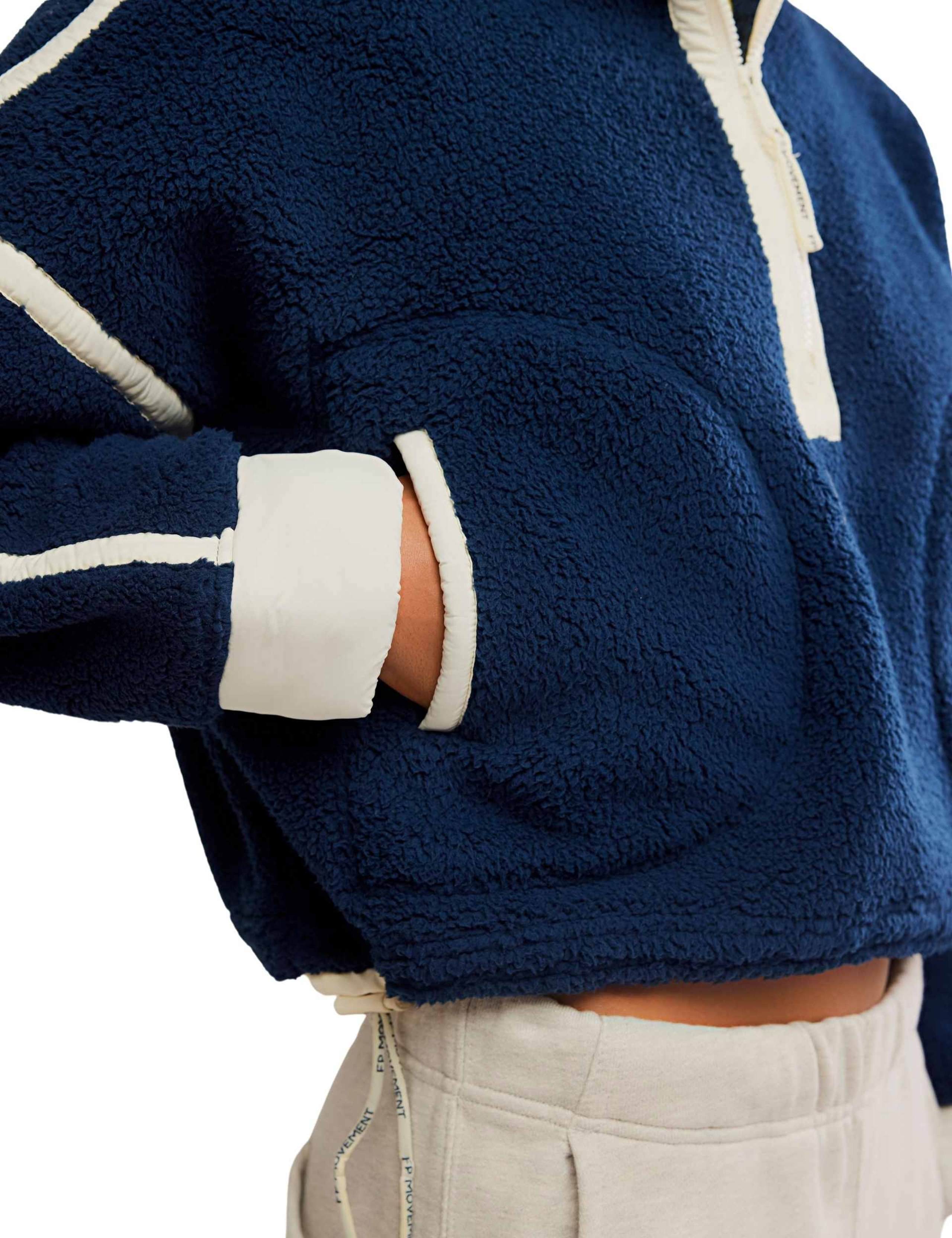 Mountain High Half Zip Cropped Fleece 7 of 7