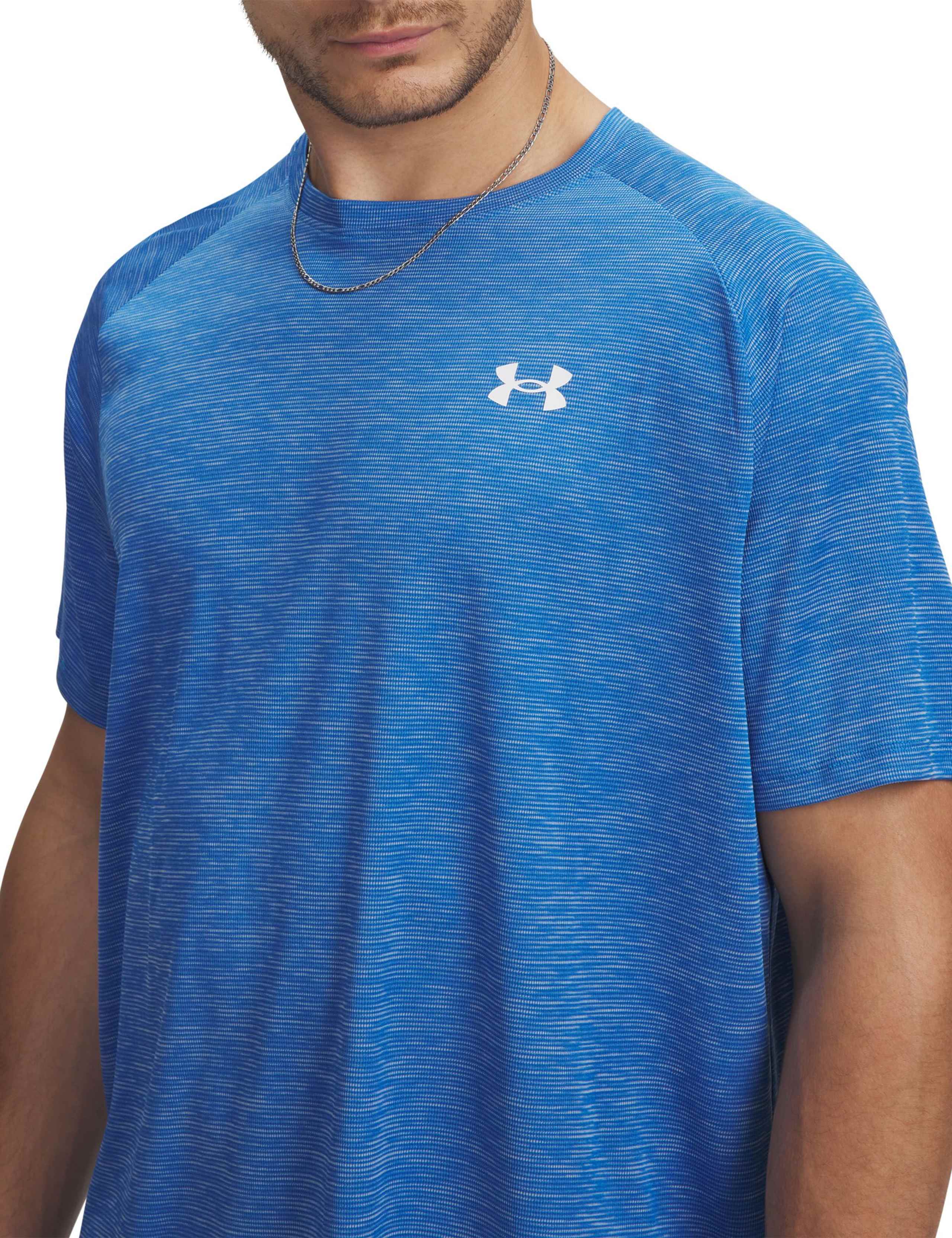 Tech Textured Sports T-Shirt 3 of 3