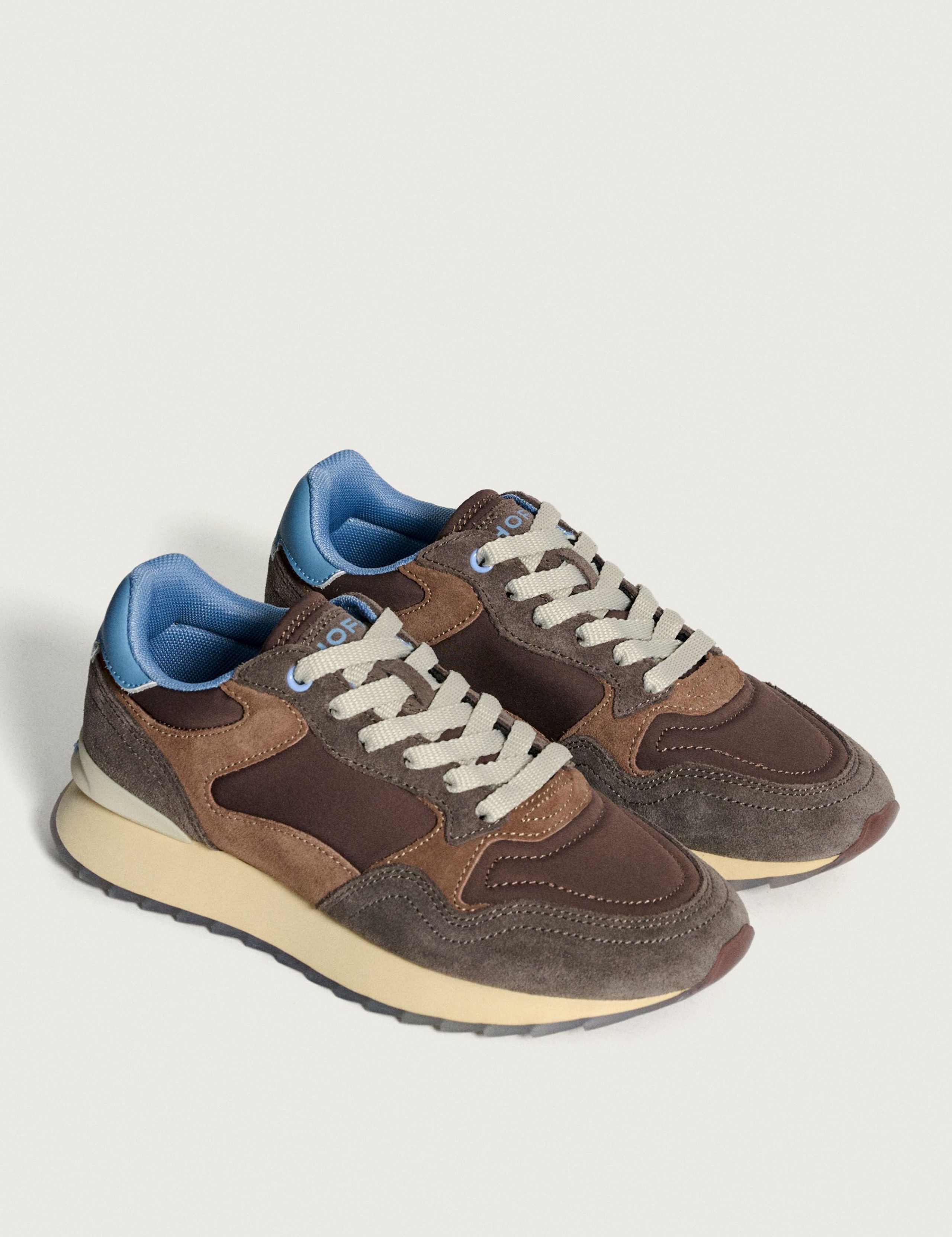 City Trainers 2 of 6