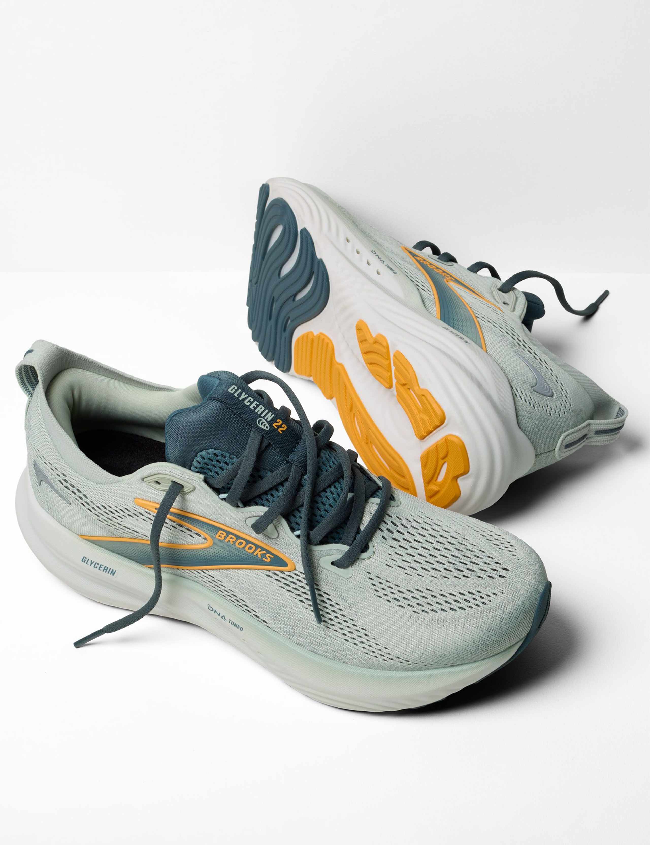 Glycerin 22 Running Trainers 2 of 6