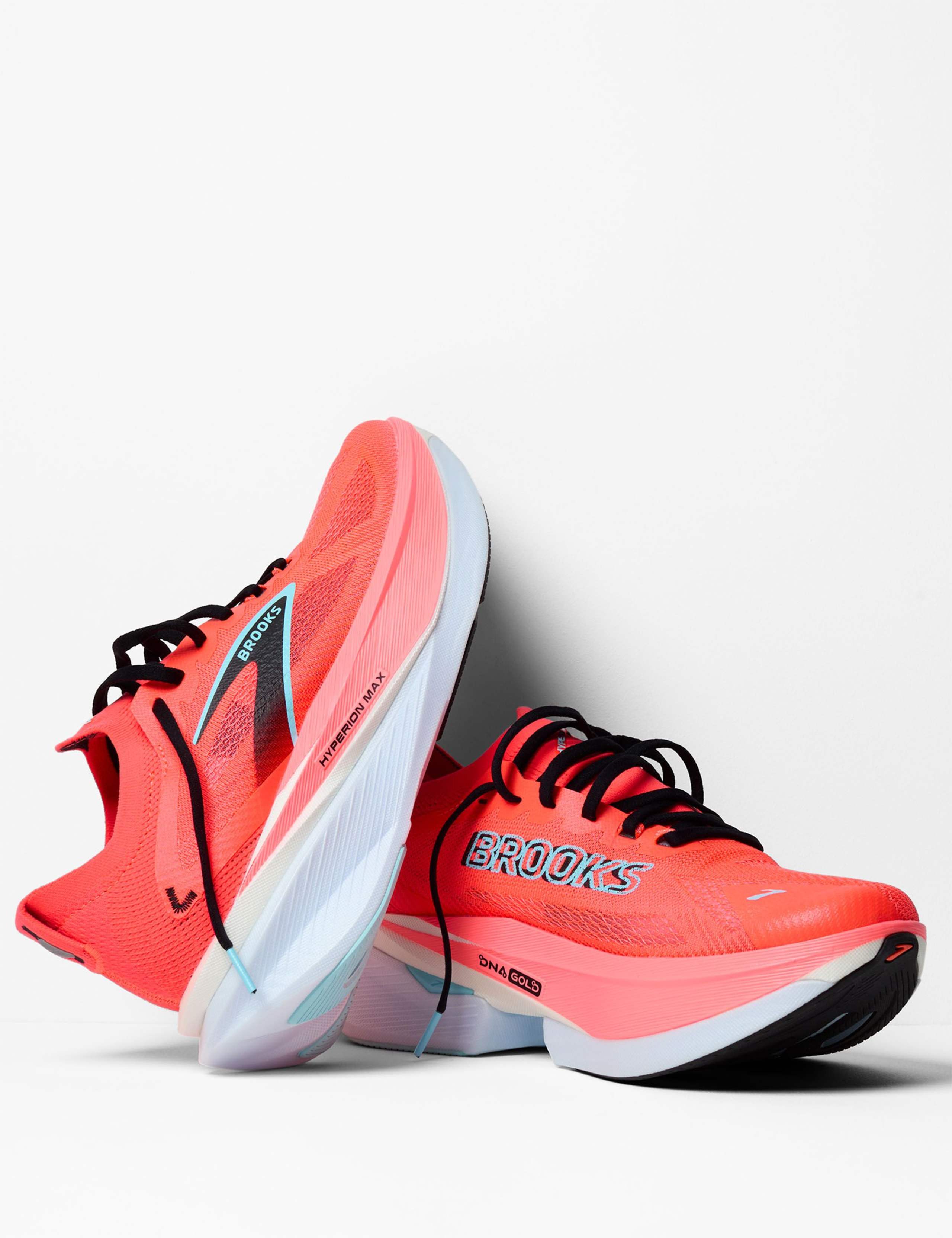 Hyperion Max 3 Running Trainers 2 of 6
