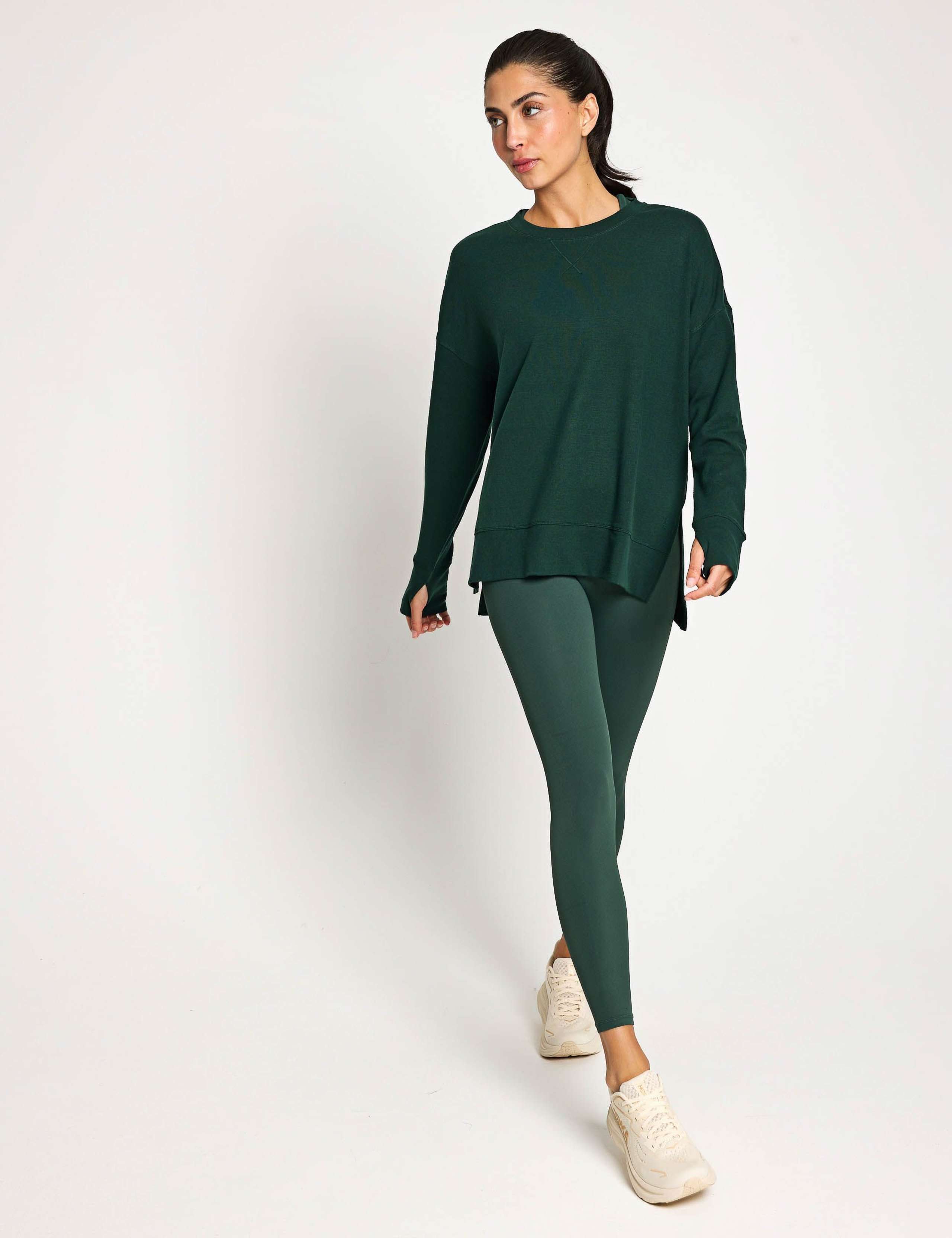 Shelby Crew Neck Step Hem Relaxed Sweat-shirt 3 of 4
