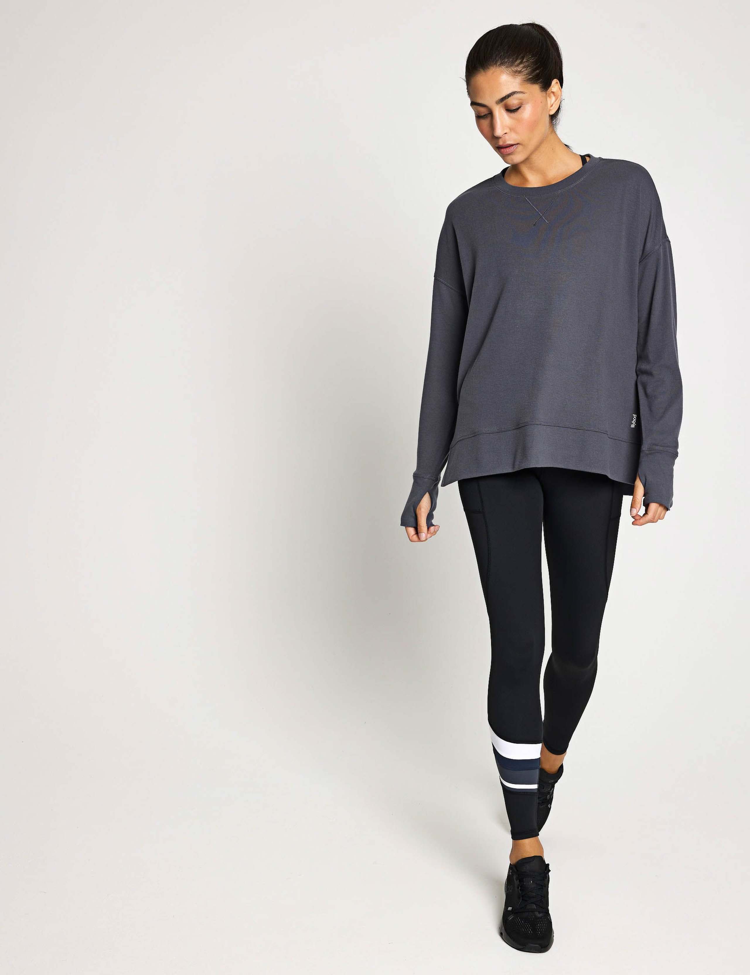 Shelby Crew Neck Step Hem Relaxed Sweat-shirt 3 of 6