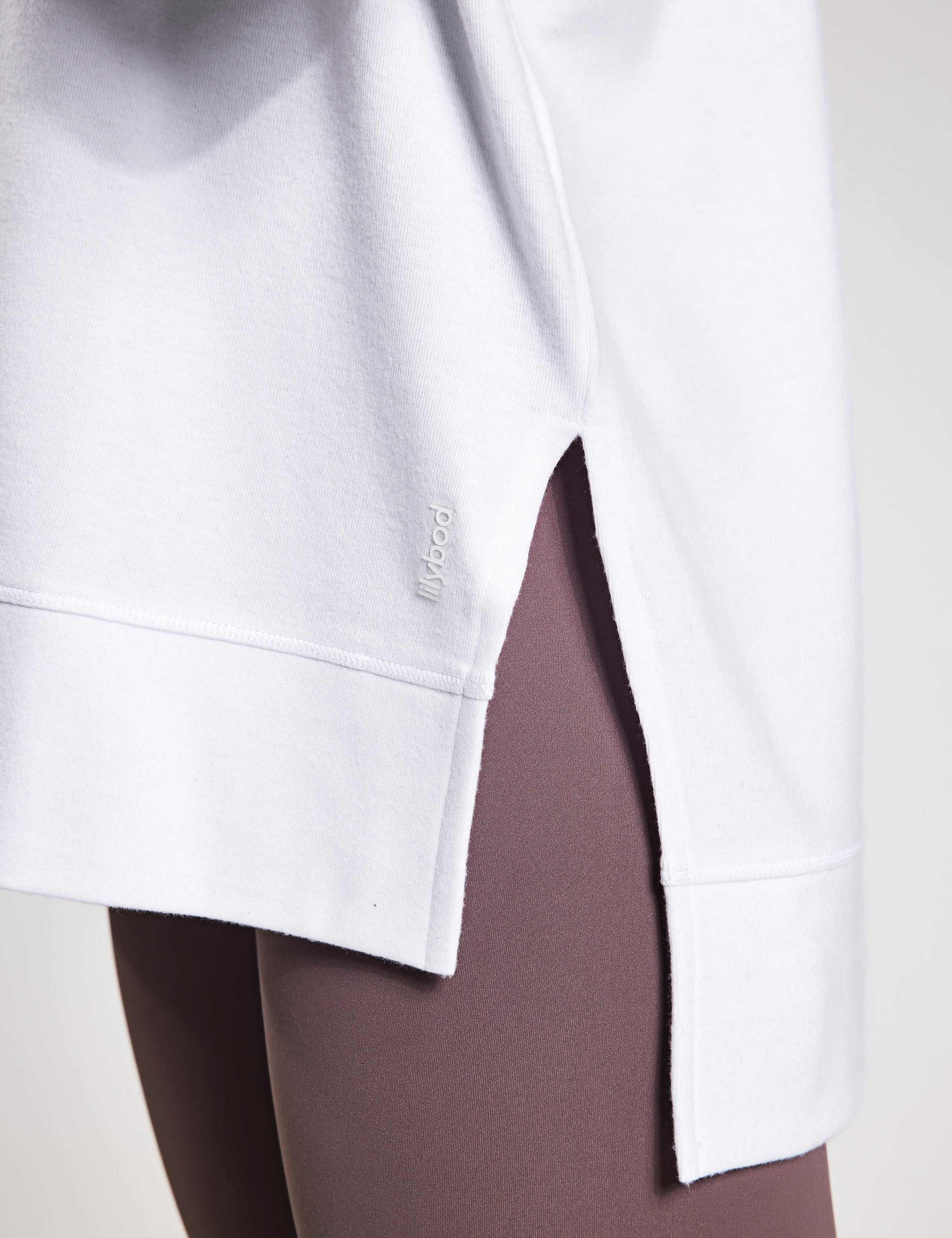 Shelby Crew Neck Step Hem Relaxed Sweatshirt 6 of 6