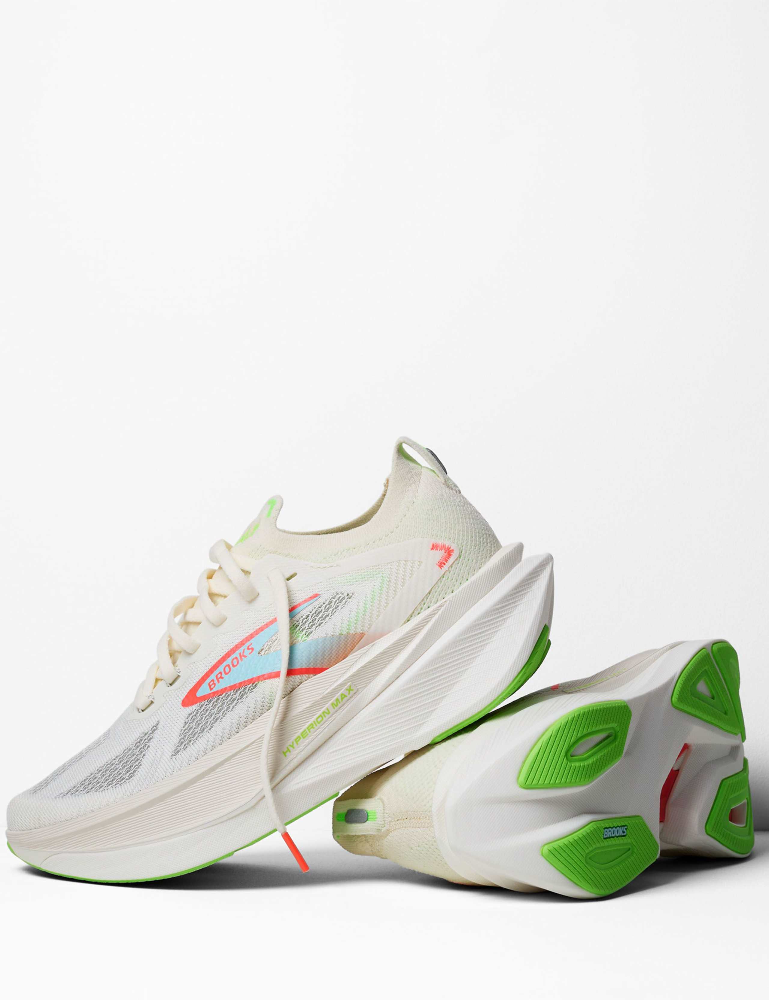 Hyperion Max 3 Running Trainers 2 of 6