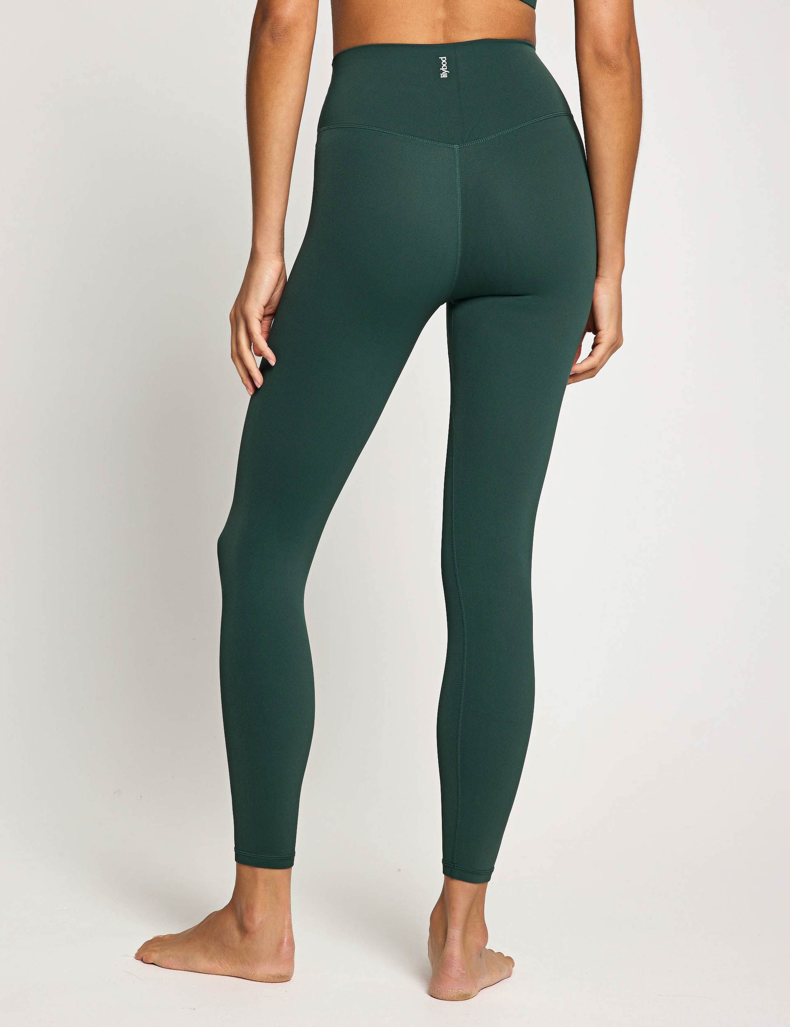 Chloe Cloud-Core High Waisted Leggings 3 of 4