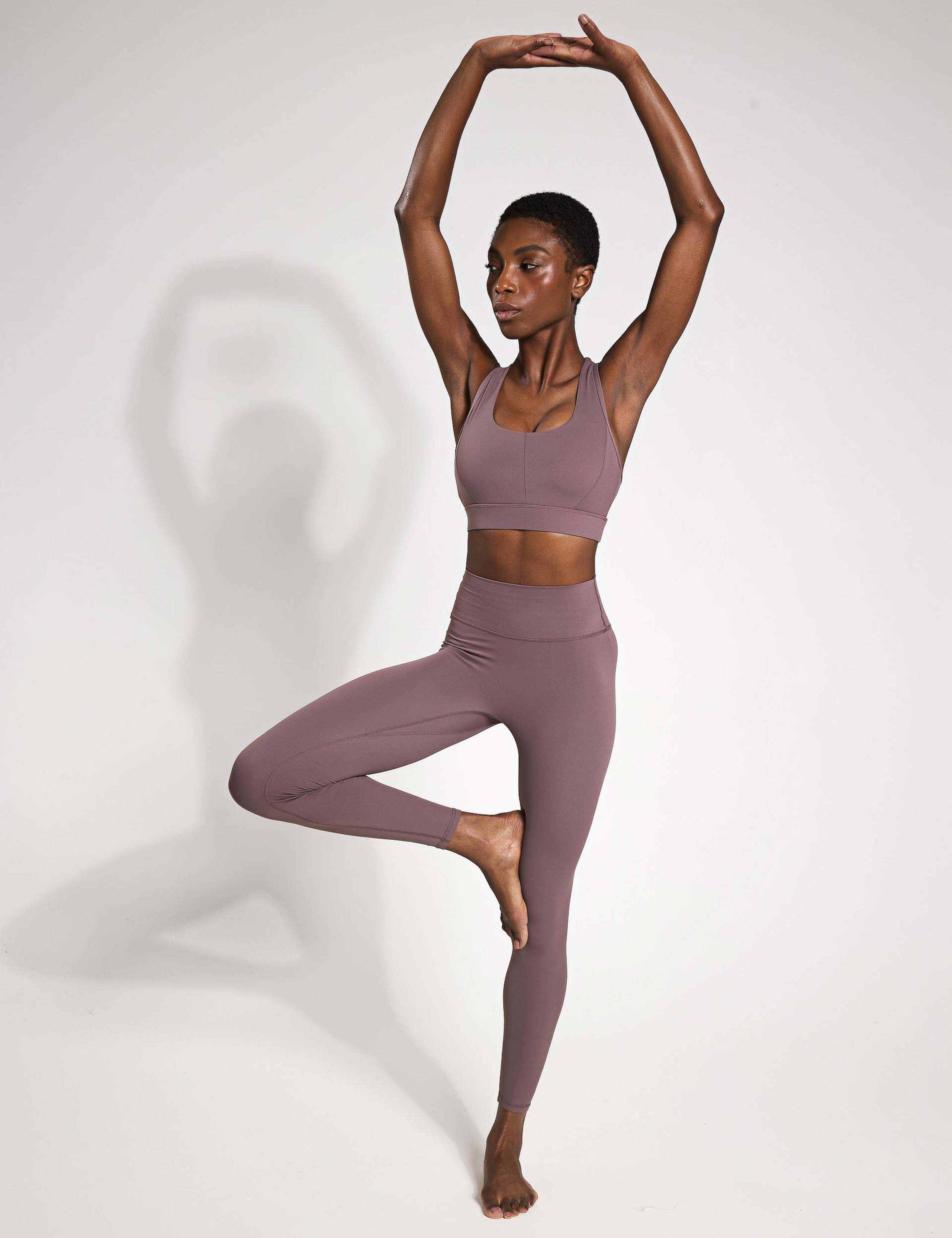 Chloe Cloud-Core High Waisted Leggings 2 of 6