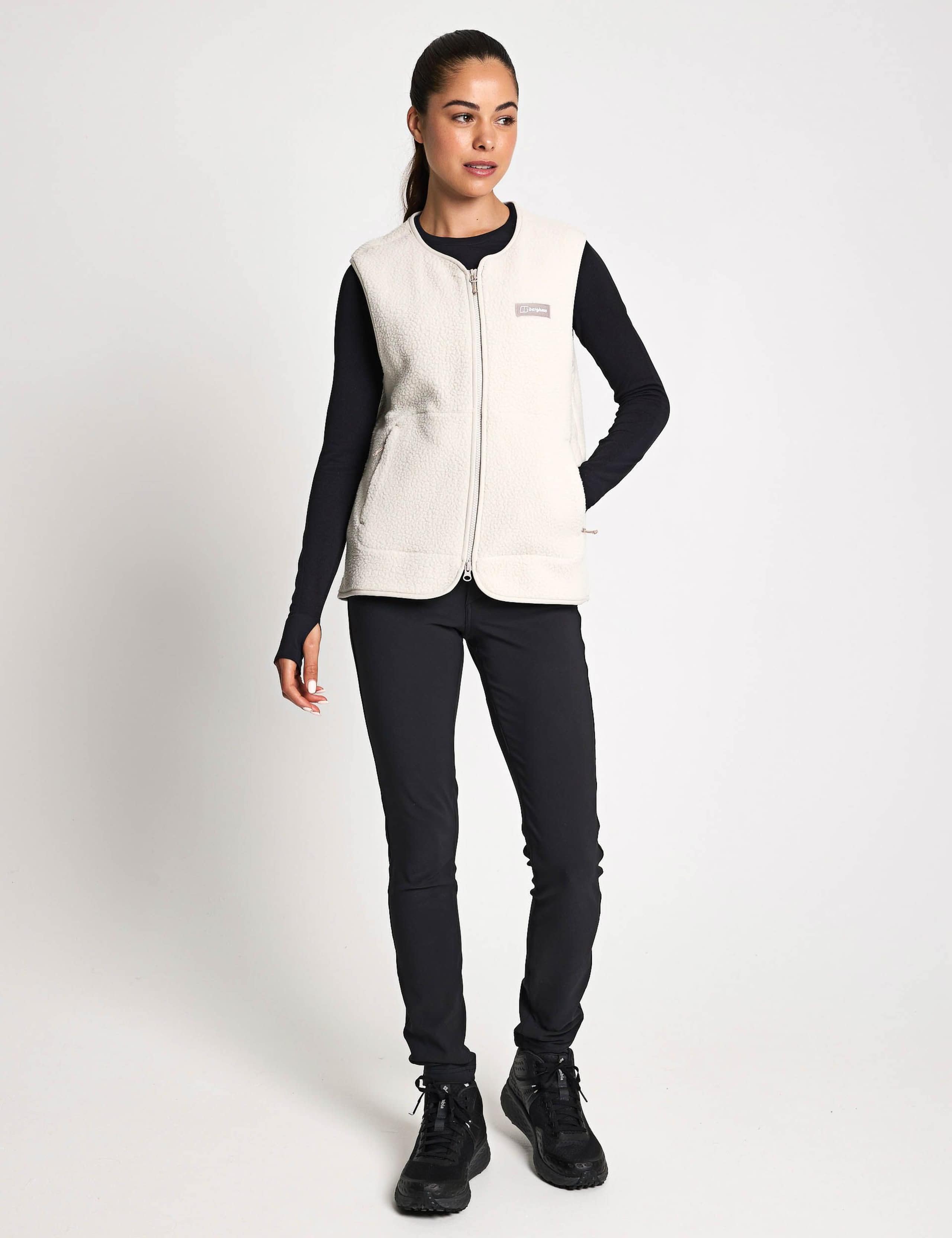 Hanby Fleece Gilet 2 of 5