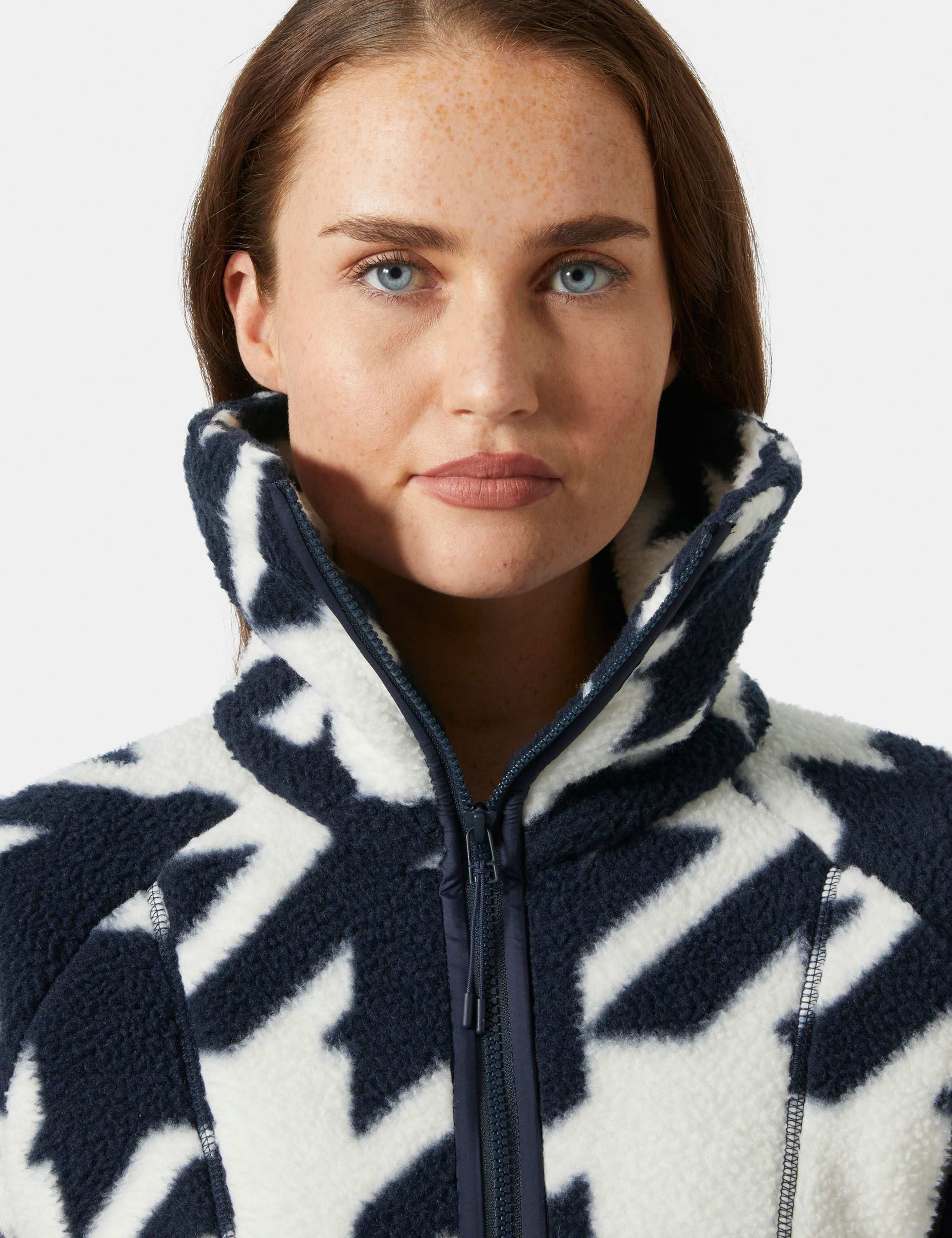 Bliss Houndstooth Half Zip Fleece Sweatshirt 4 of 5