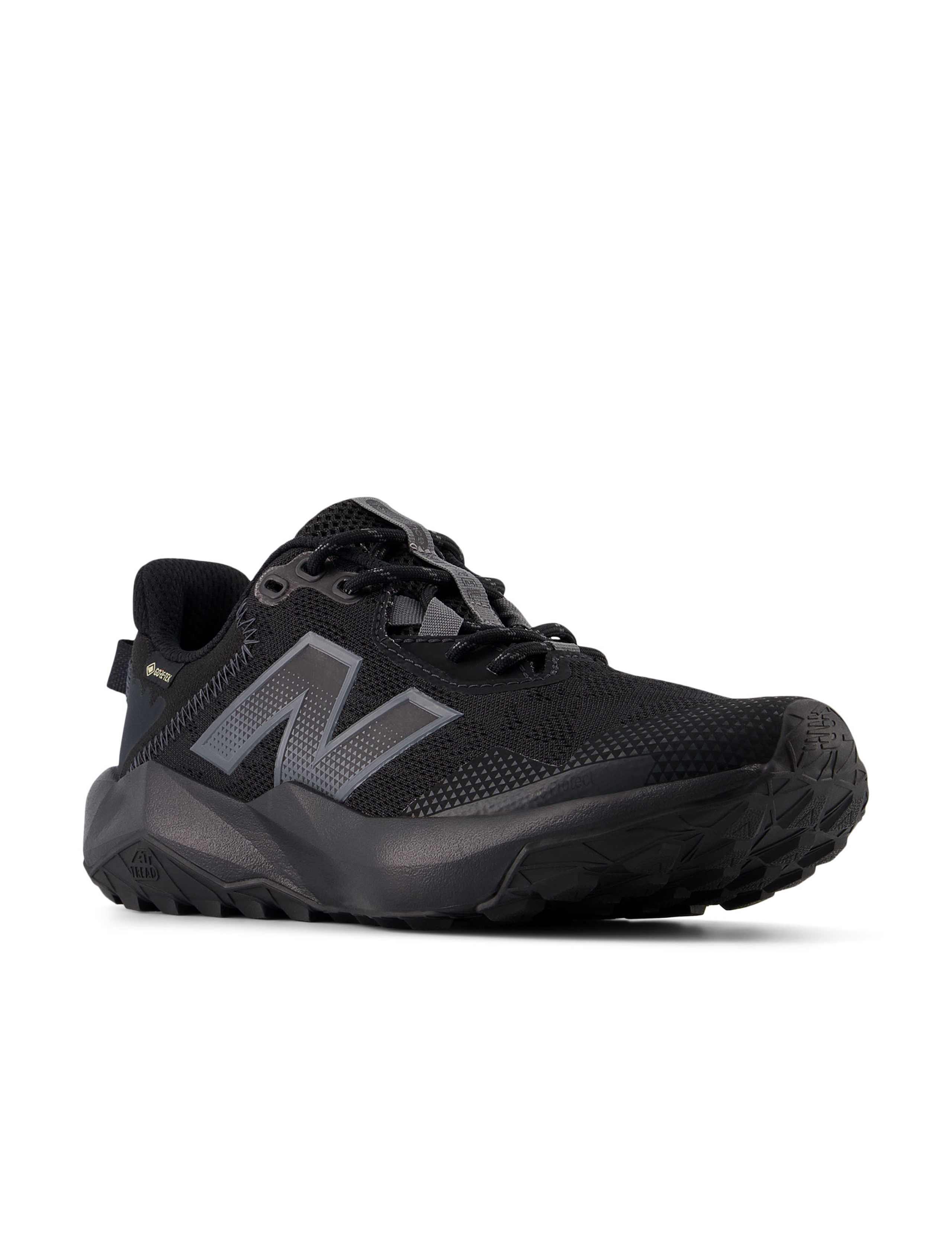 DynaSoft Nitrel V6 GTX Trainers 2 of 7