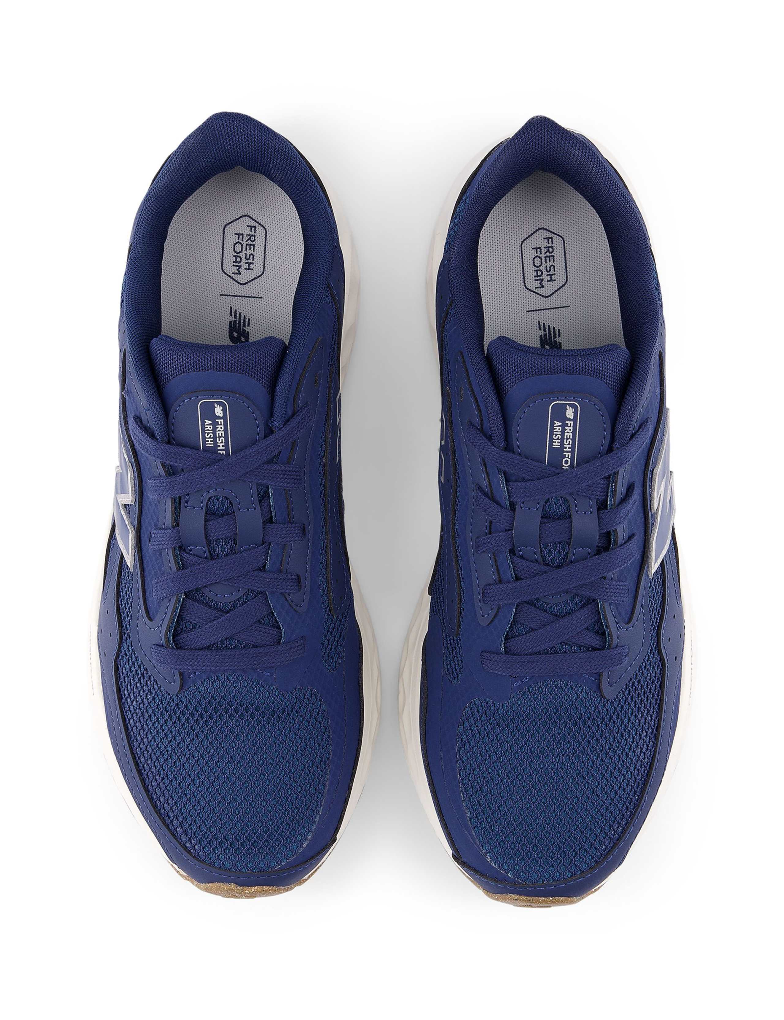 Fresh Foam Arishi V4 Trainers 2 of 7