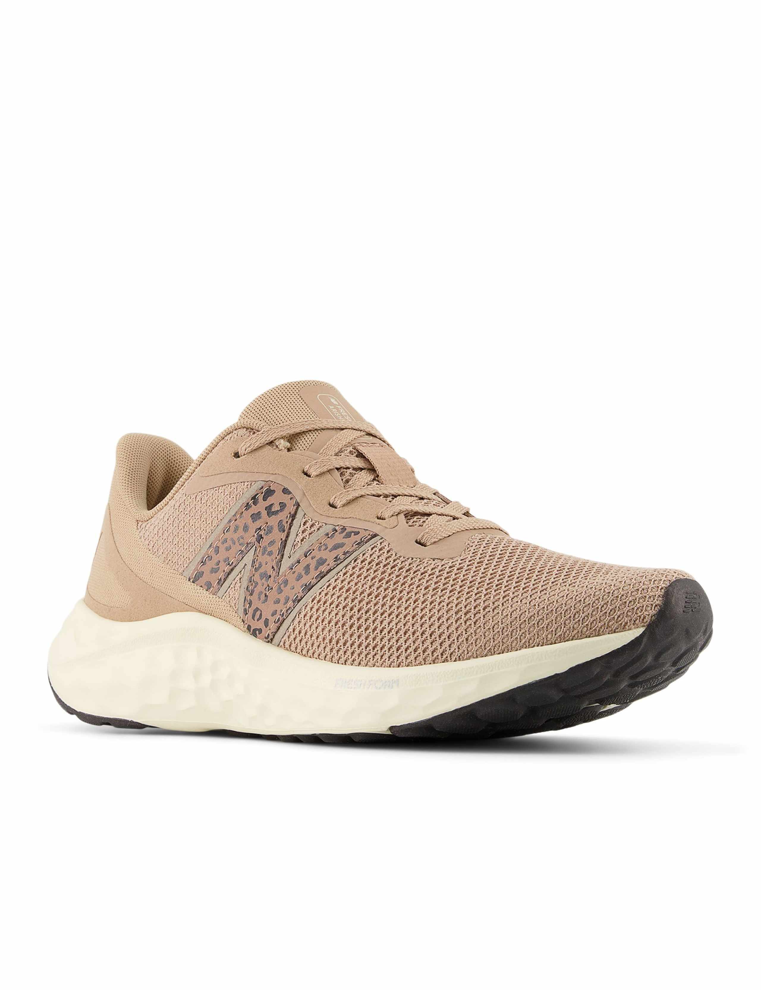 Fresh Foam Arishi V4 Trainers 2 of 5