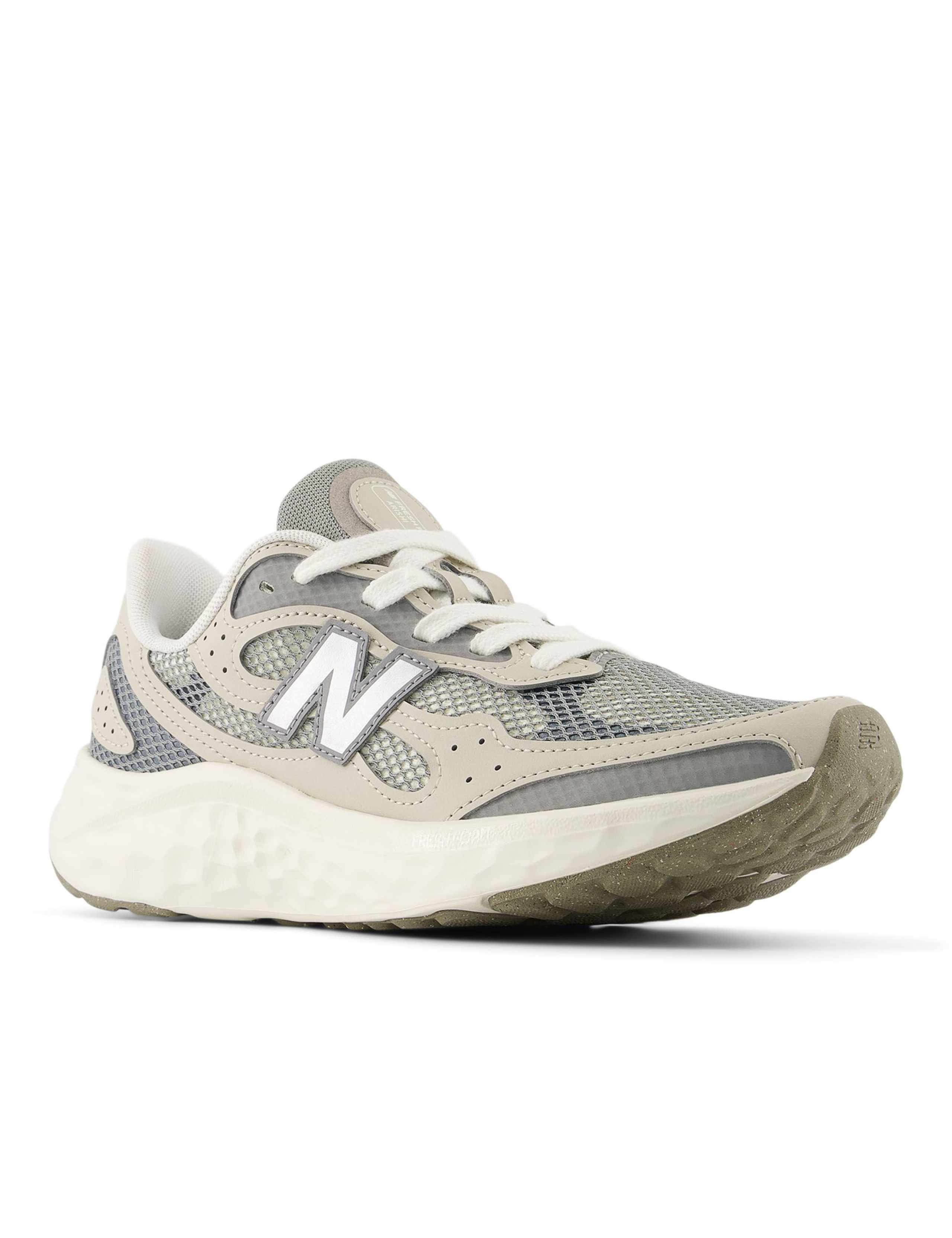 Fresh Foam Arishi V4 Trainers 3 of 11