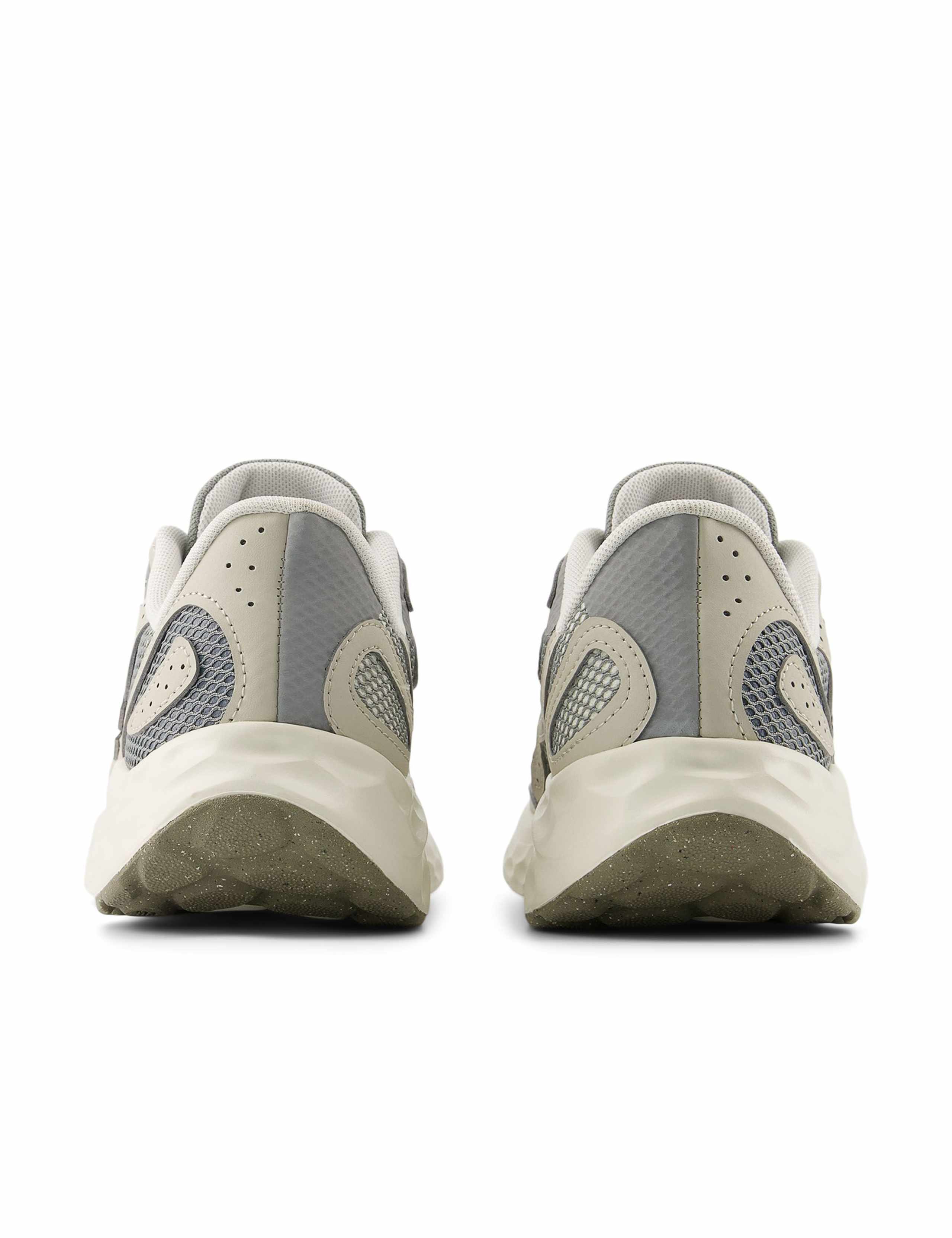 Fresh Foam Arishi V4 Trainers 9 of 11