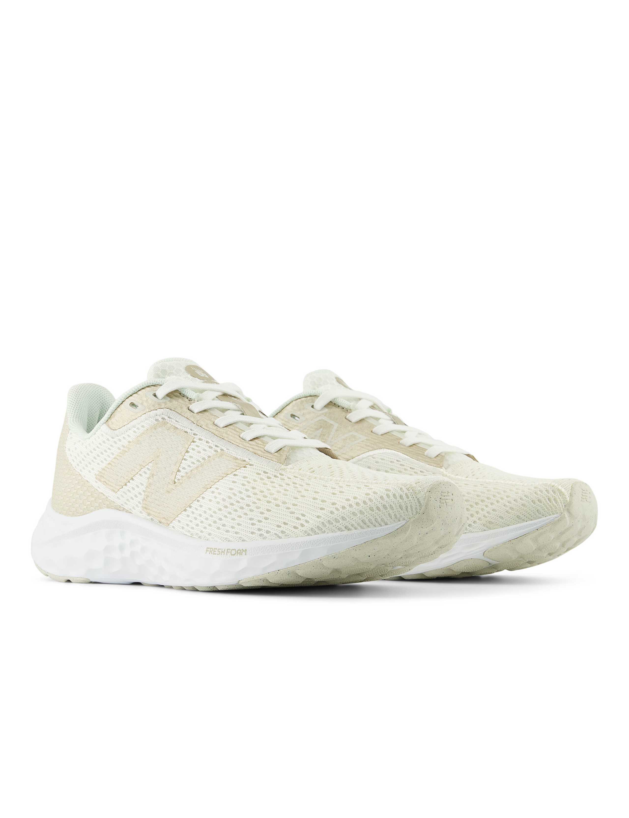 Fresh Foam Arishi V4 Trainers 2 of 6