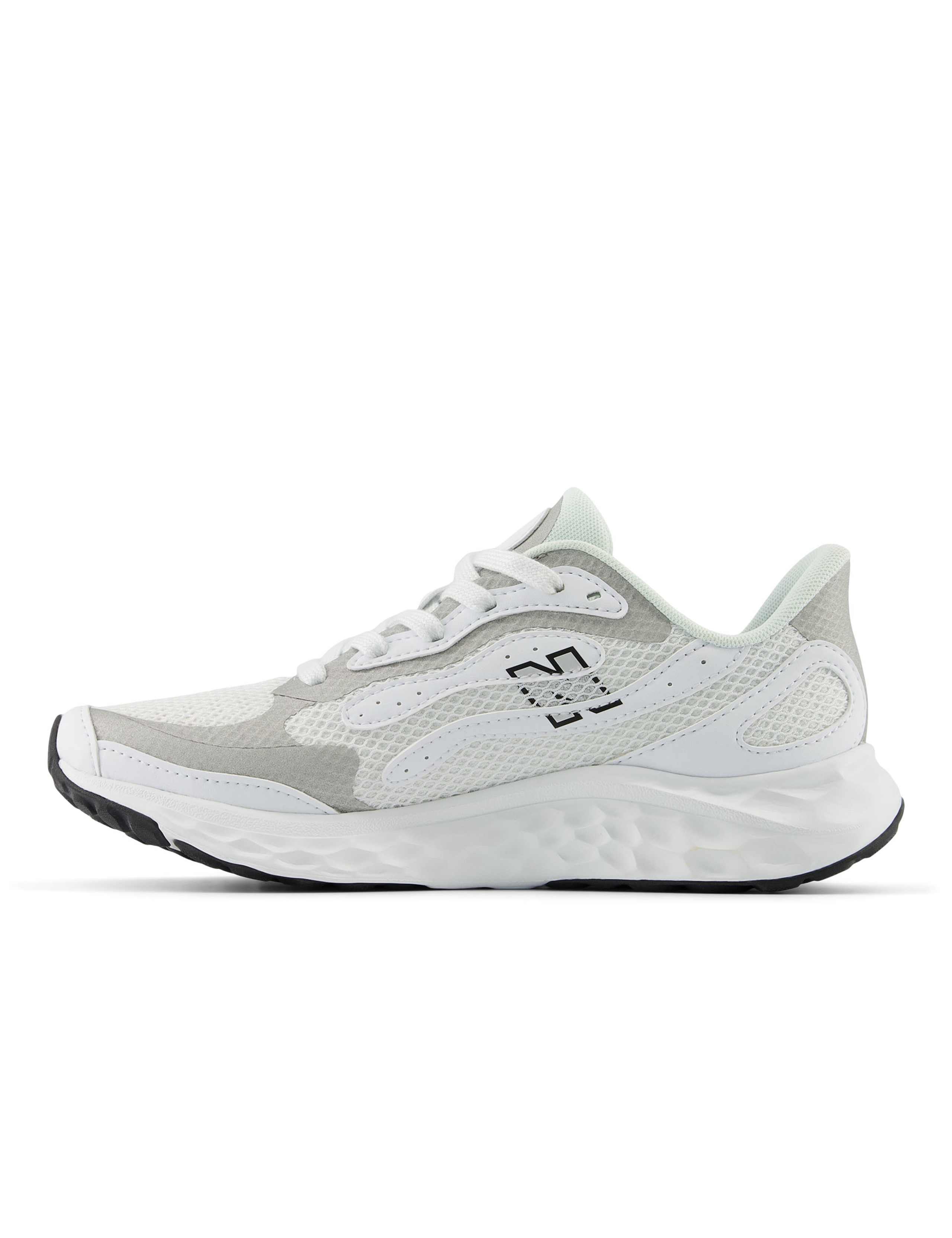 Fresh Foam Arishi V4 Trainers 3 of 5