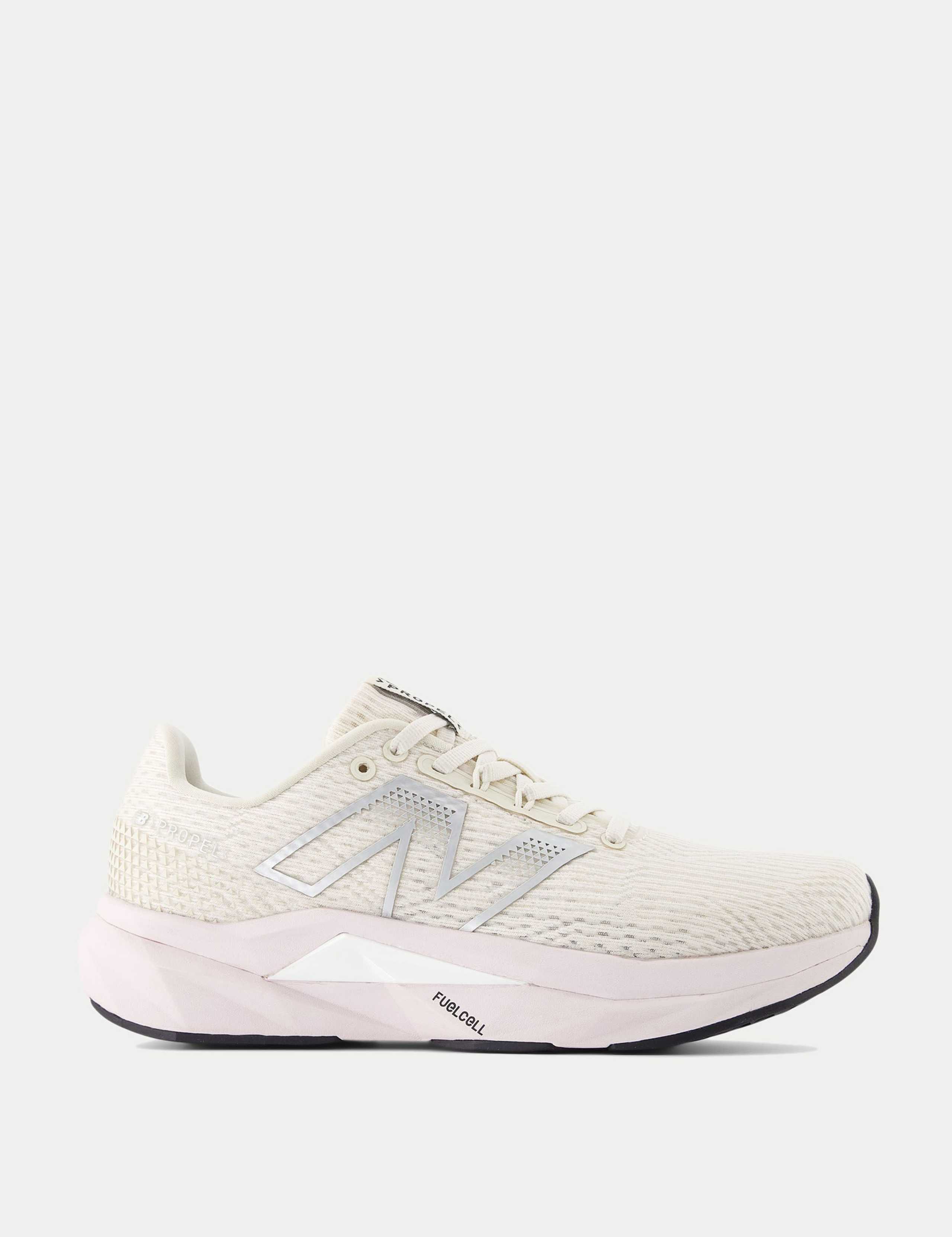 FuelCell Propel V5 Trainers 1 of 6