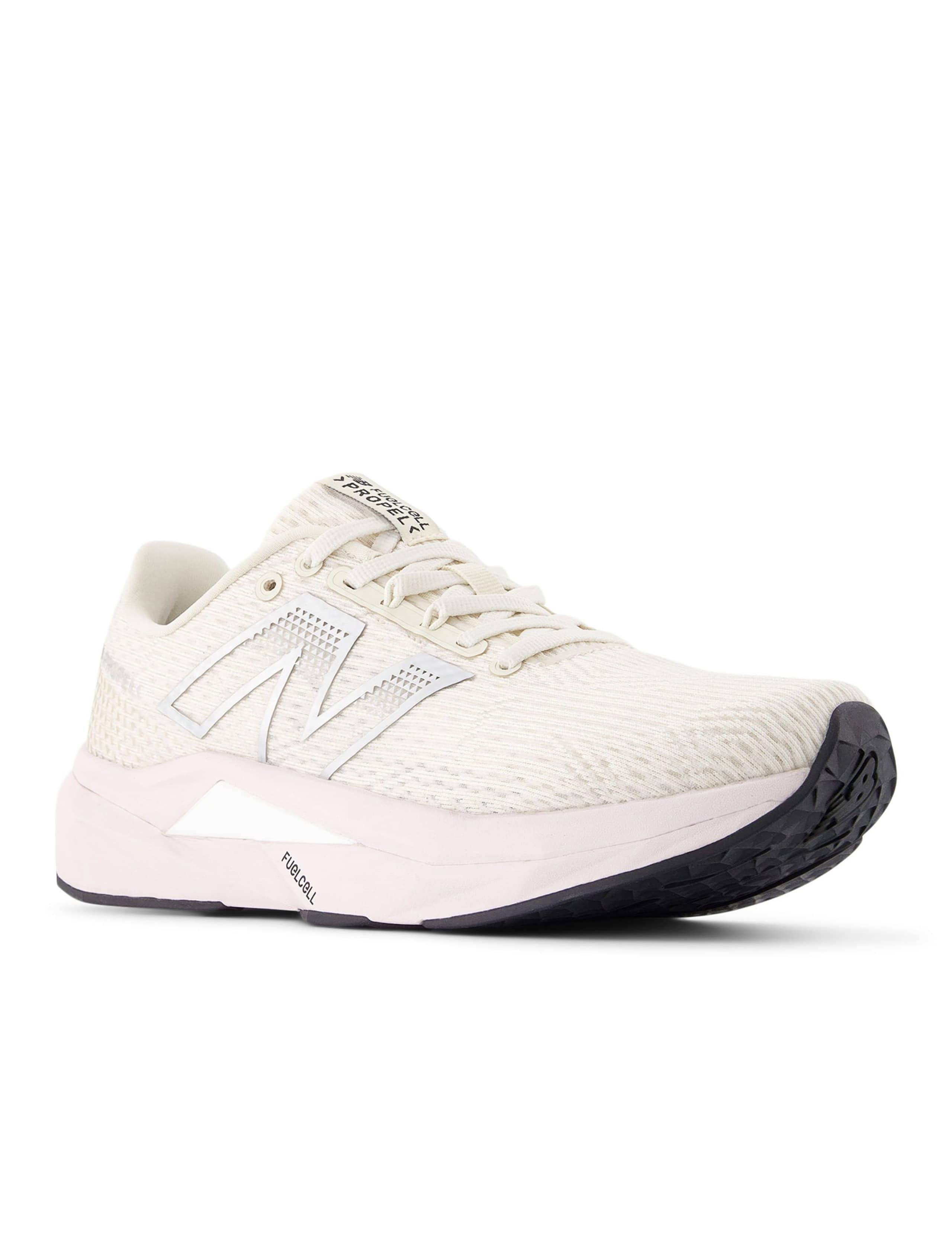 FuelCell Propel V5 Trainers 3 of 6