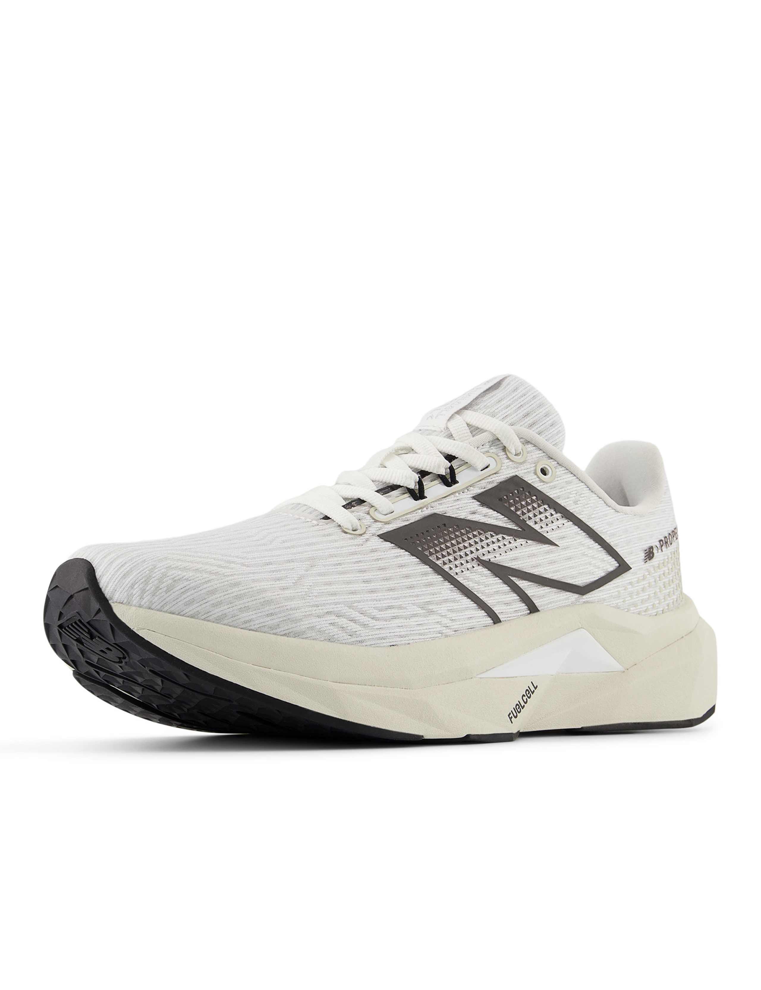 FuelCell Propel V5 Trainers 5 of 6