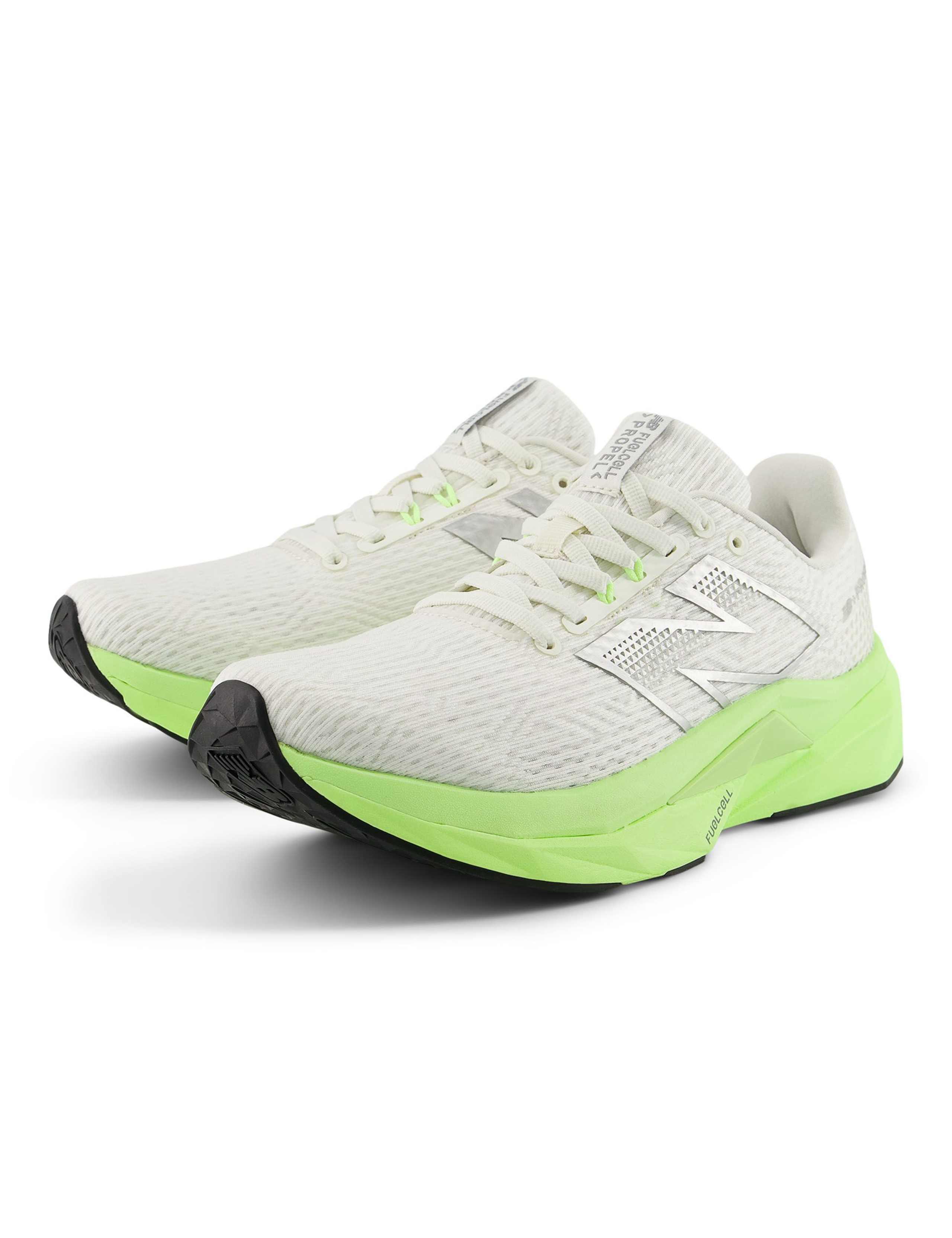 FuelCell Propel V5 Trainers 8 of 8