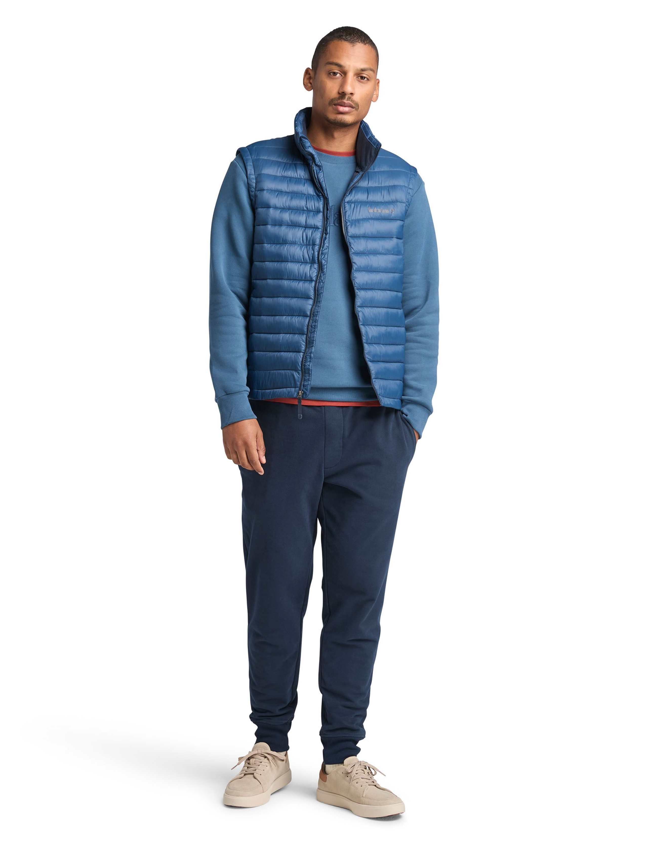Axis Peak Water Repellent Quilted Gilet 3 of 6