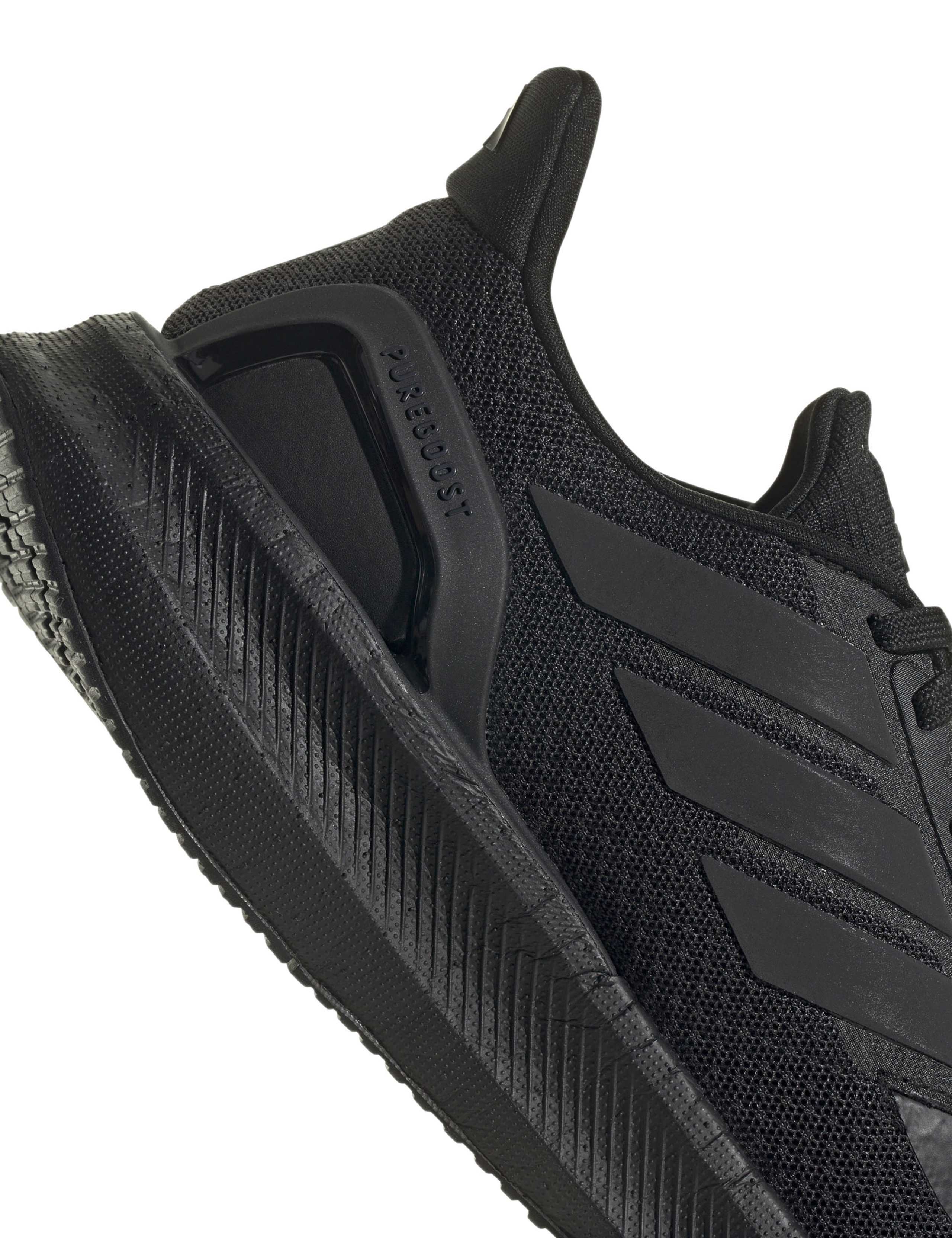 Pureboost 5 Trainers 6 of 7