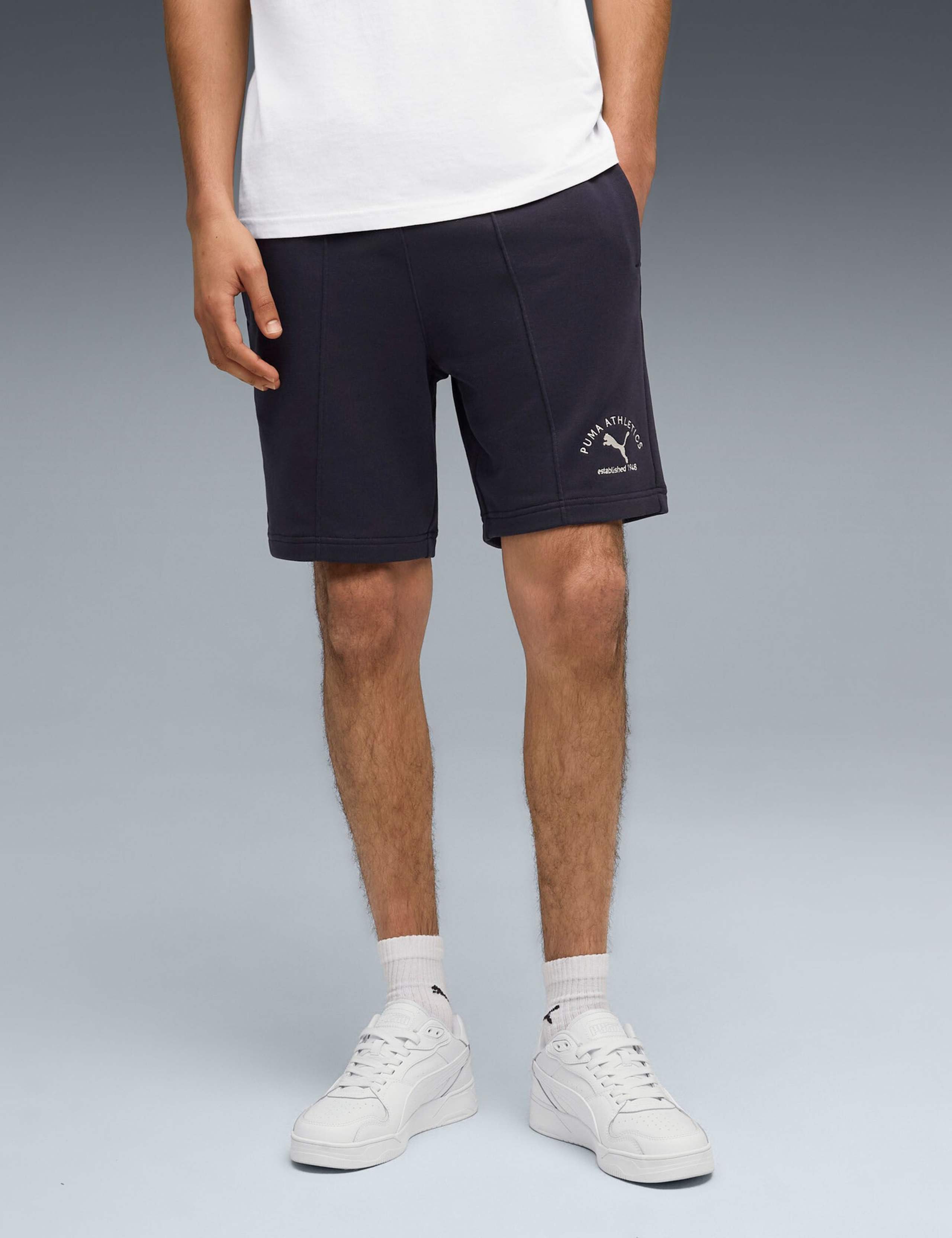 Class 8" Cotton Rich Pintuck Sport Shorts 1 of 4