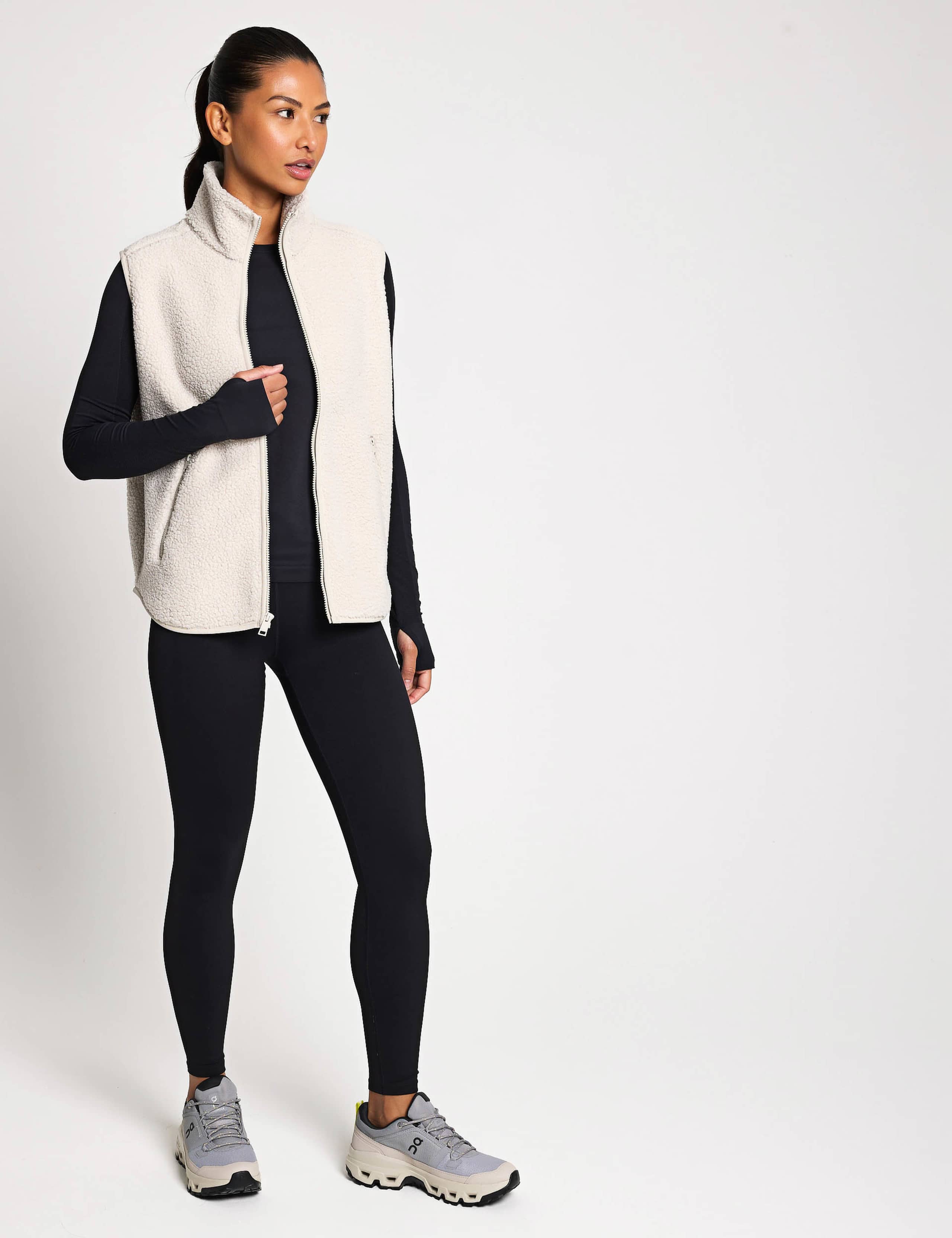 High Curl Relaxed Gilet 7 of 7