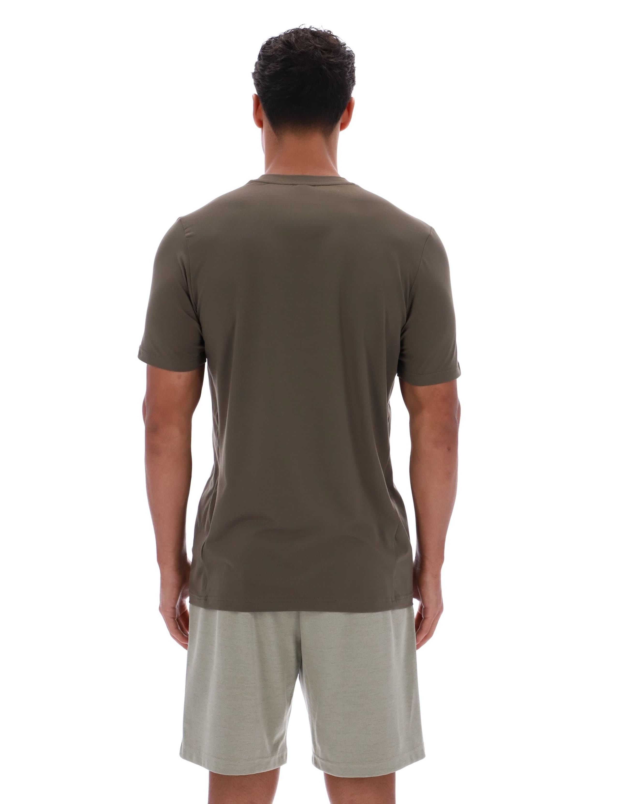 ID Train Stretch Tech T-Shirt 4 of 4