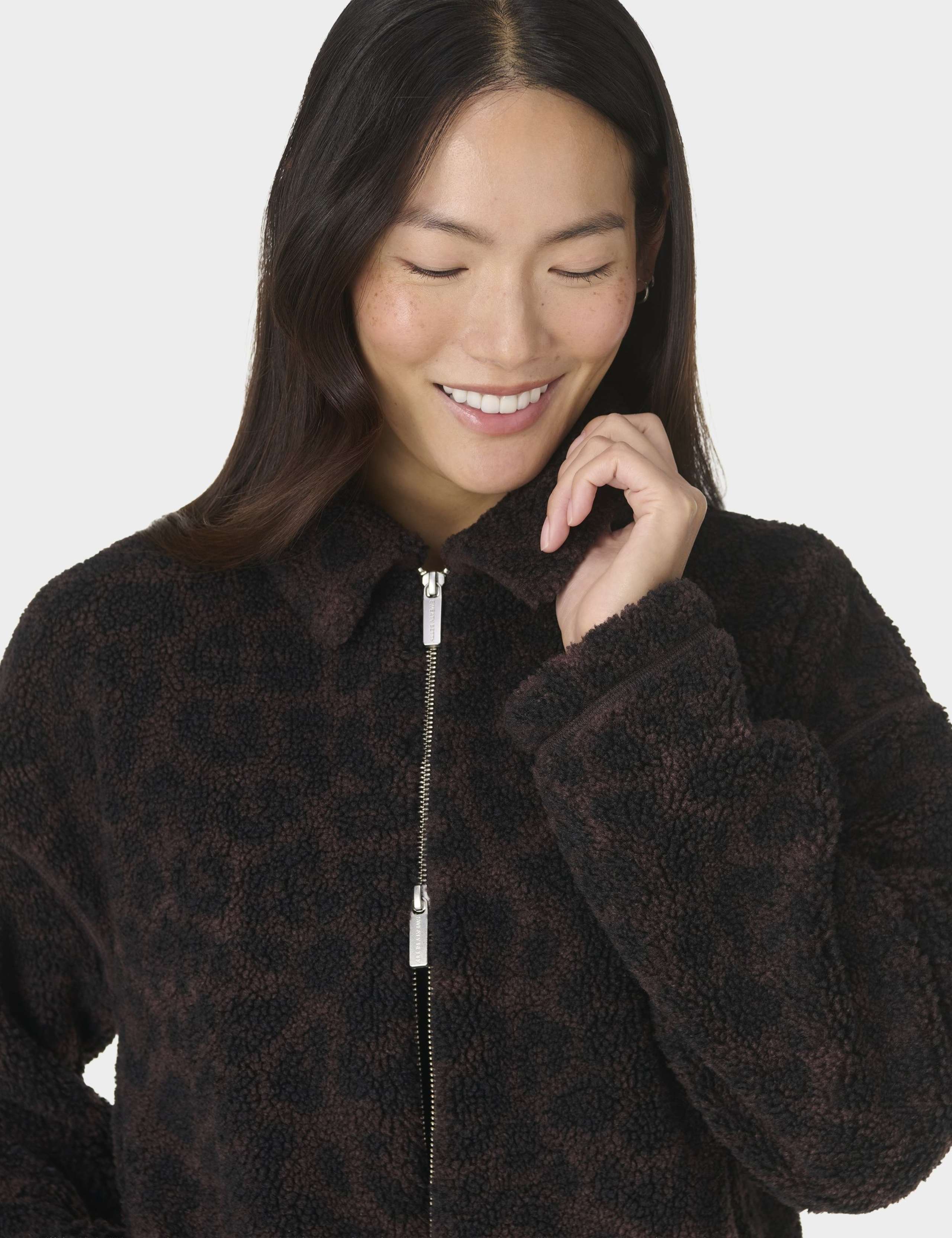 Plush Leopard Print Collared Fleece Jacket 7 of 8