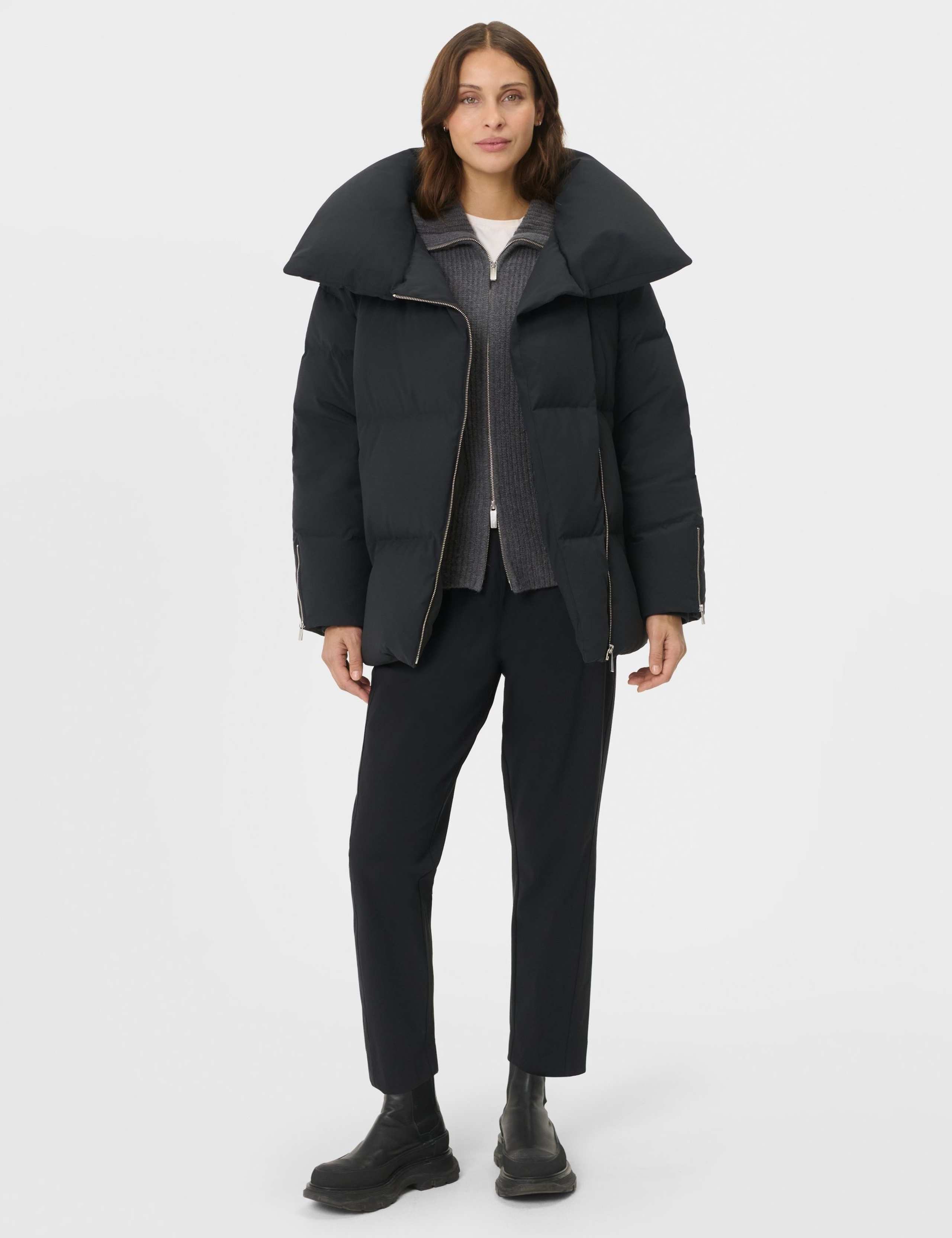 Nimbus CloudWeight Cropped Puffer Jacket 3 of 11
